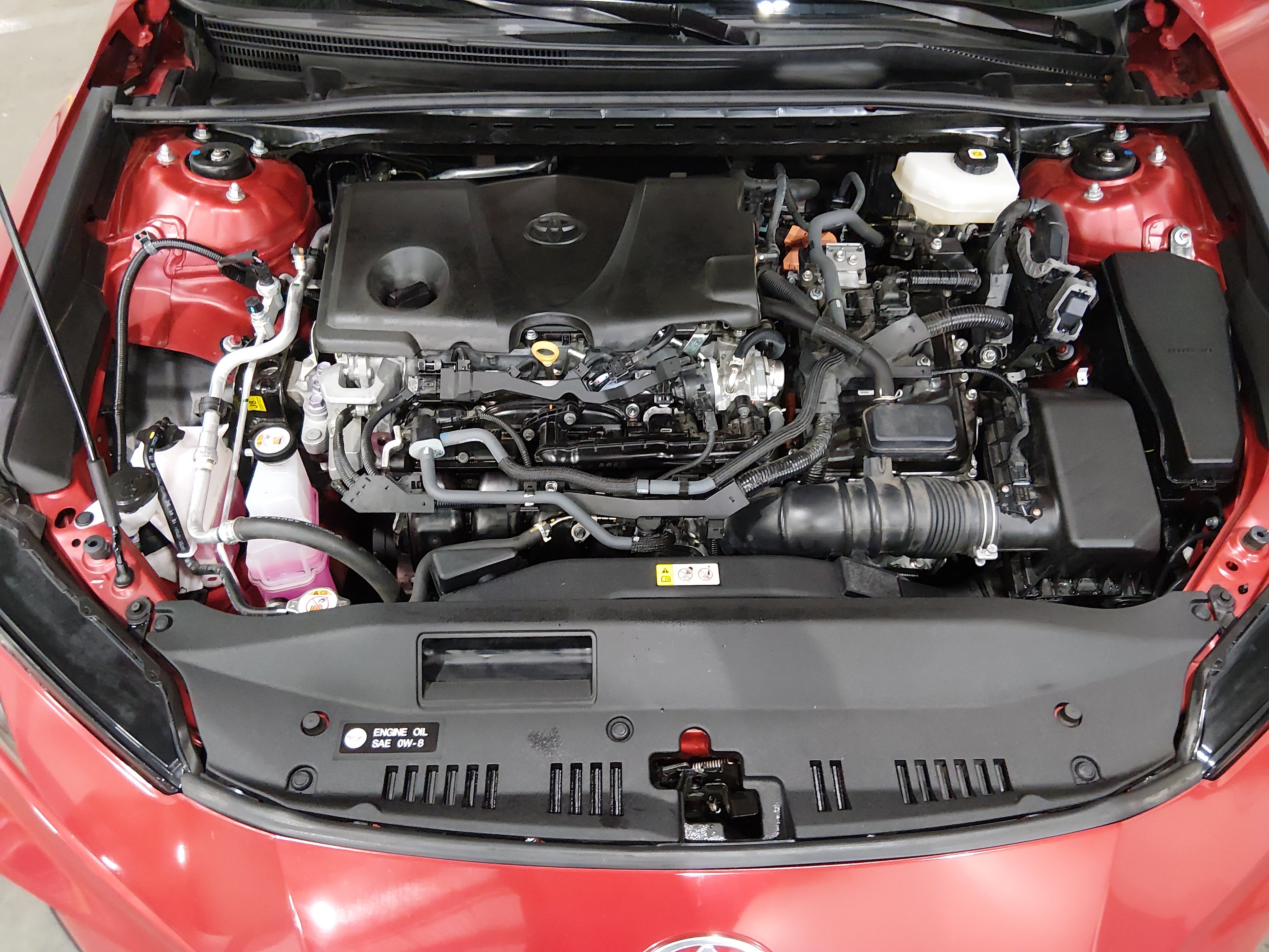 2025 Toyota Camry SE - Photo 9