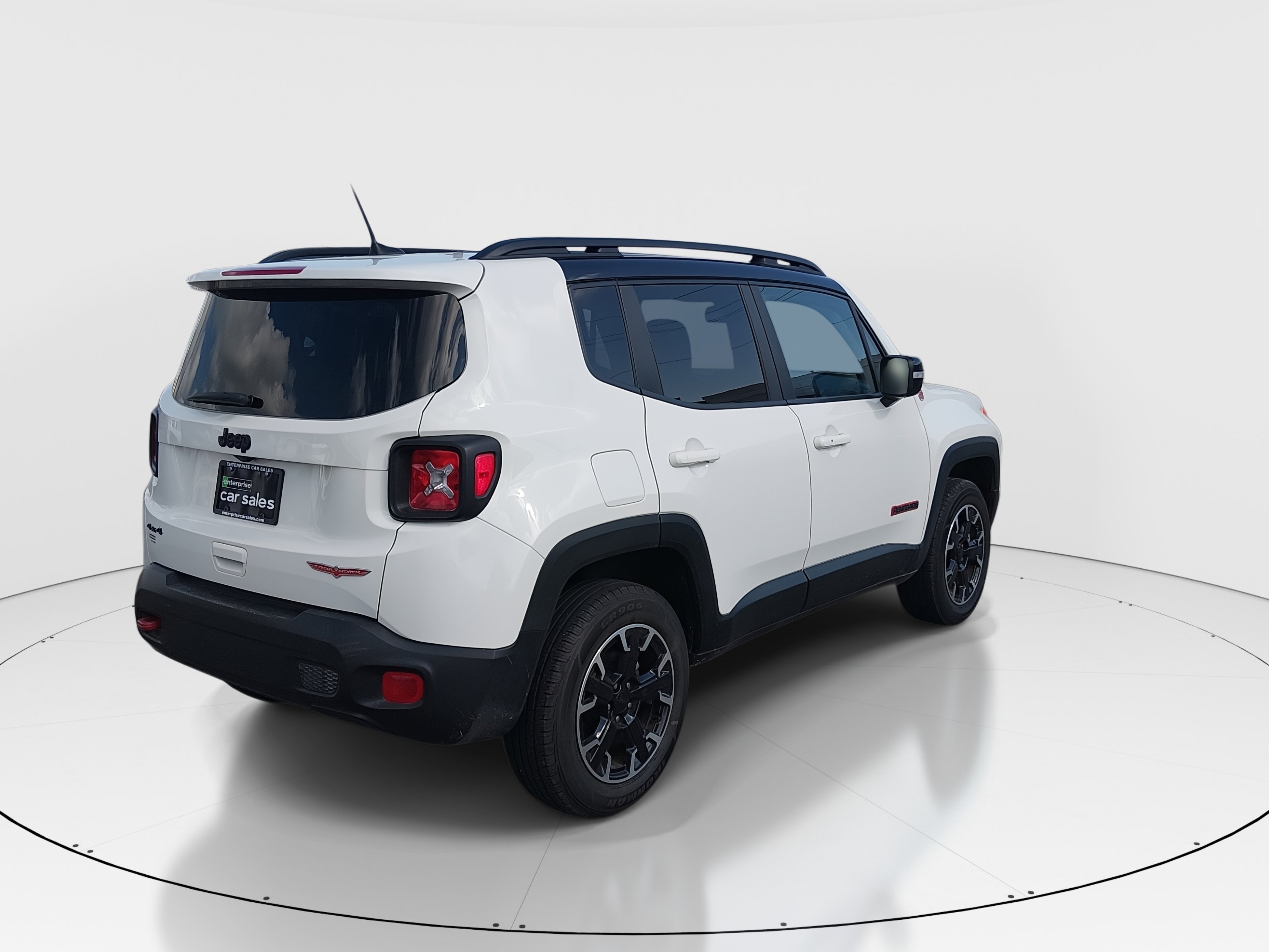 2023 Jeep Renegade Trailhawk - Photo 7