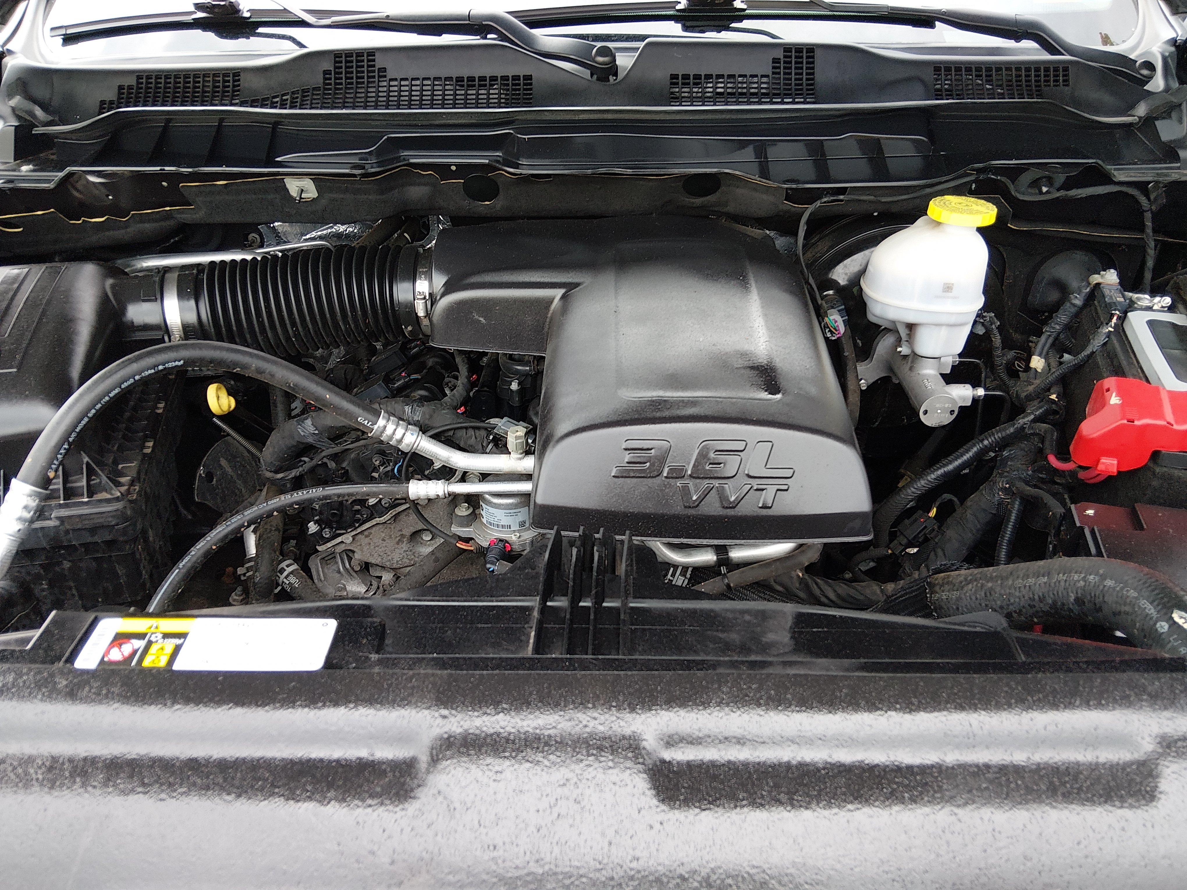 2024 RAM Ram 1500 Classic SLT - Photo 9