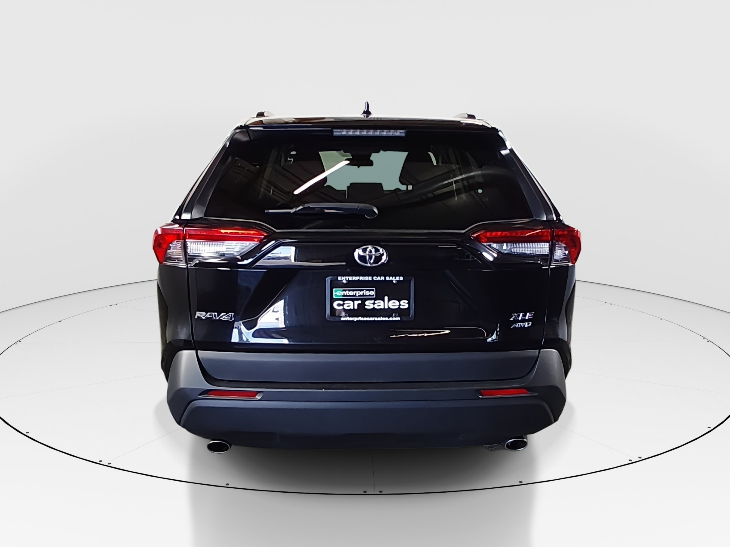 2024 Toyota RAV4 XLE - Photo 6