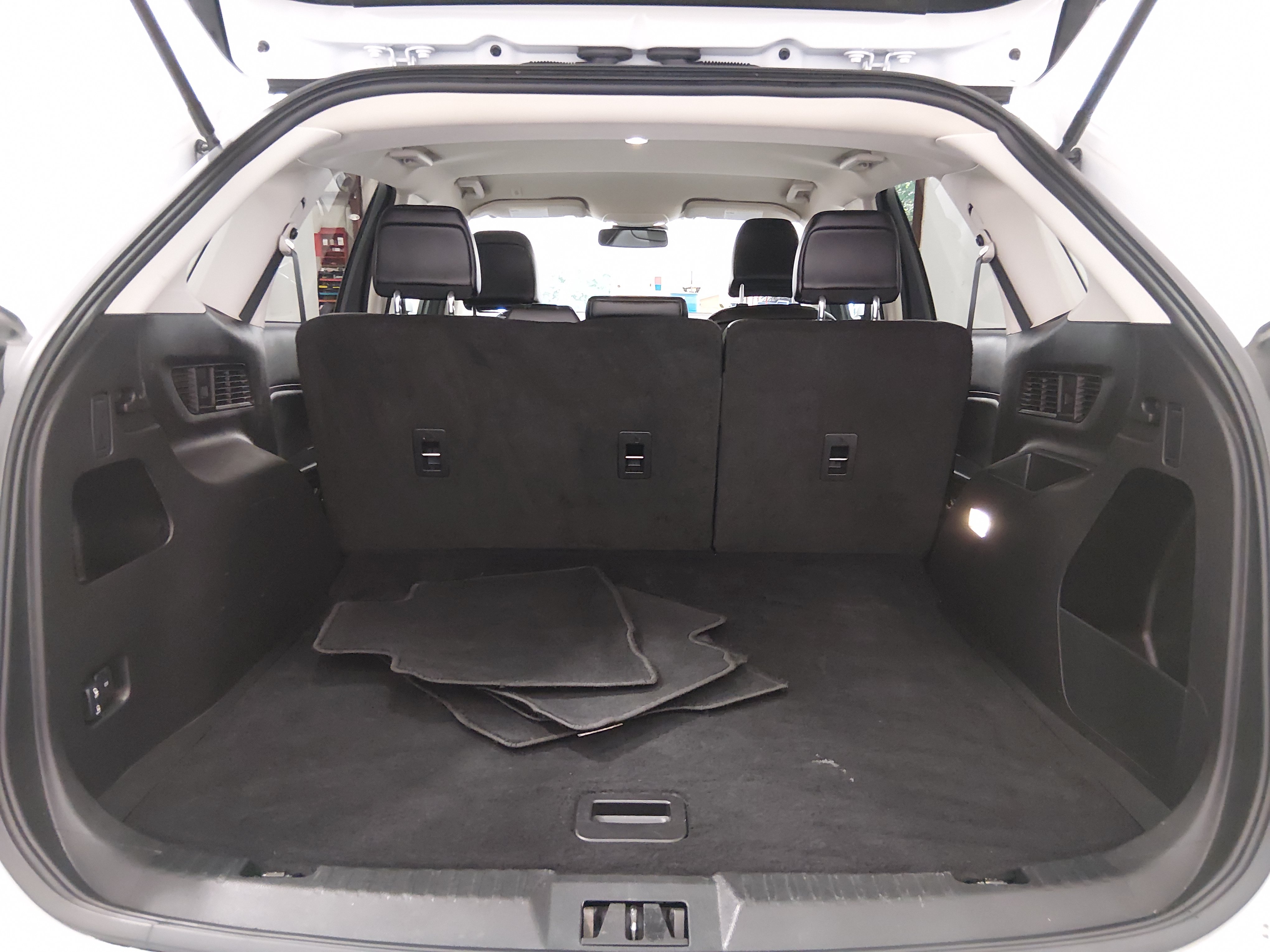 2024 Ford Edge SEL - Photo 11