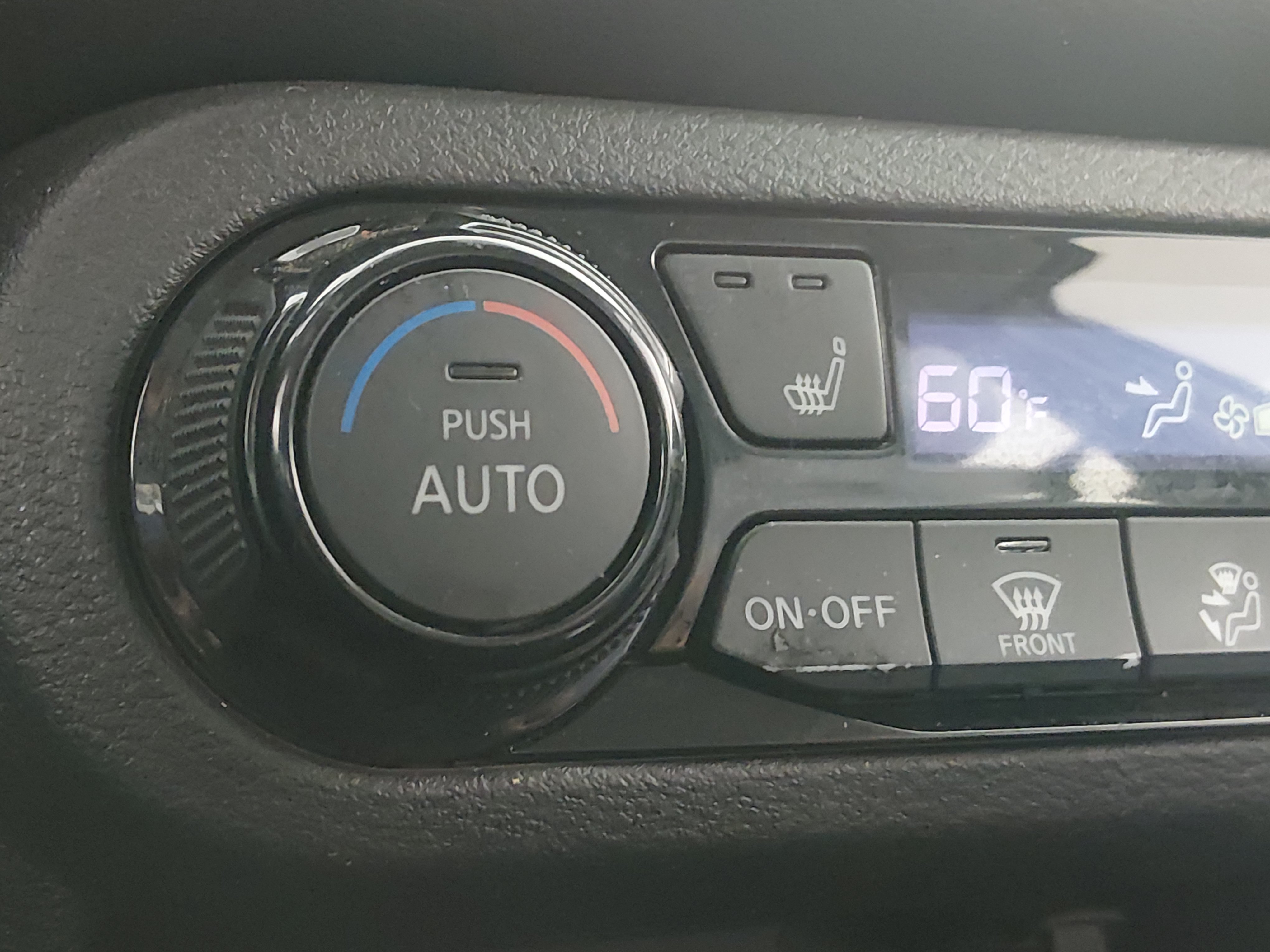 2023 Nissan Kicks SR - Photo 17