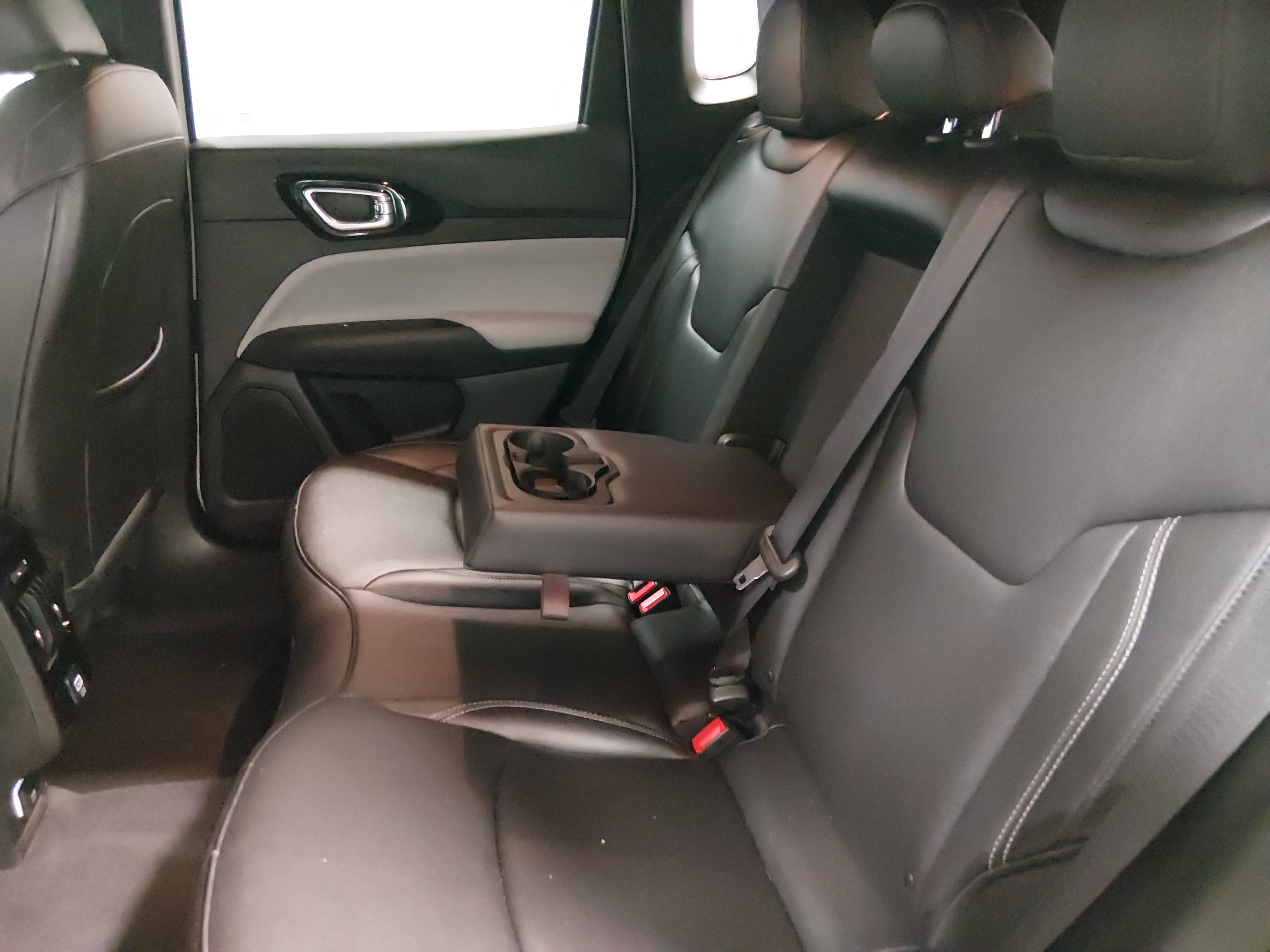 2025 Jeep Compass Limited - Photo 23