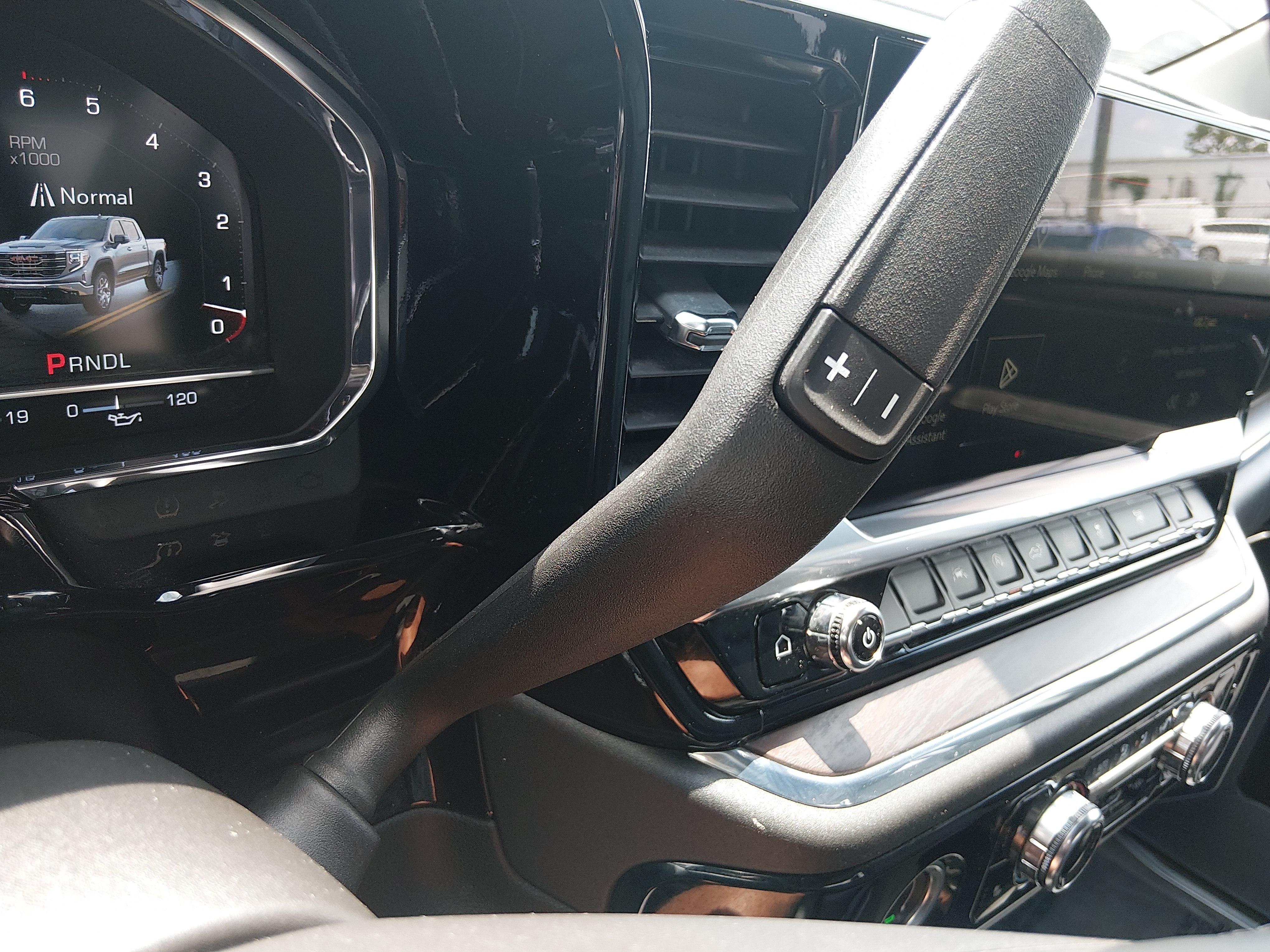 2024 GMC Sierra 1500 SLT - Photo 21