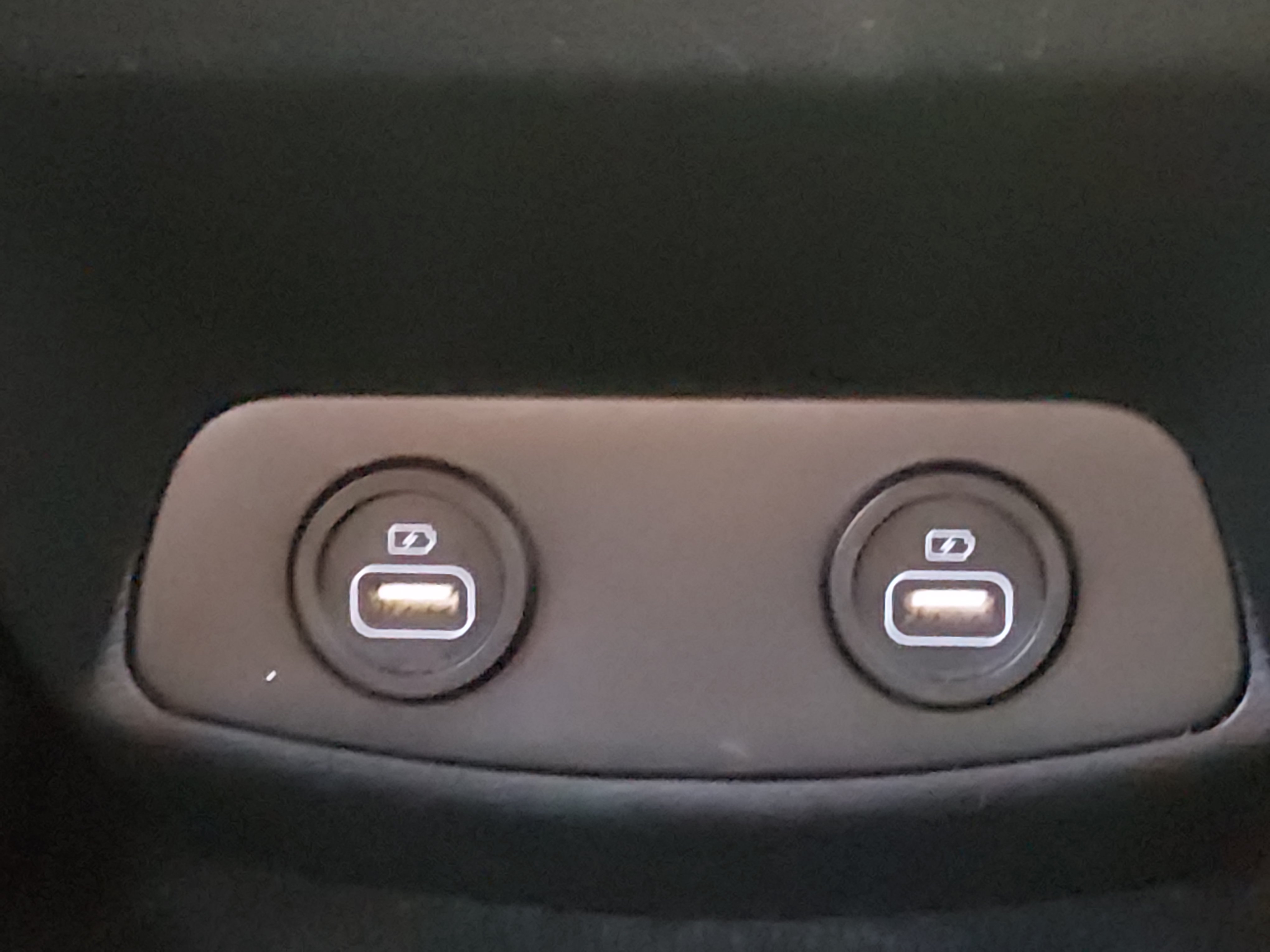 2023 Hyundai Santa Fe SE - Photo 19