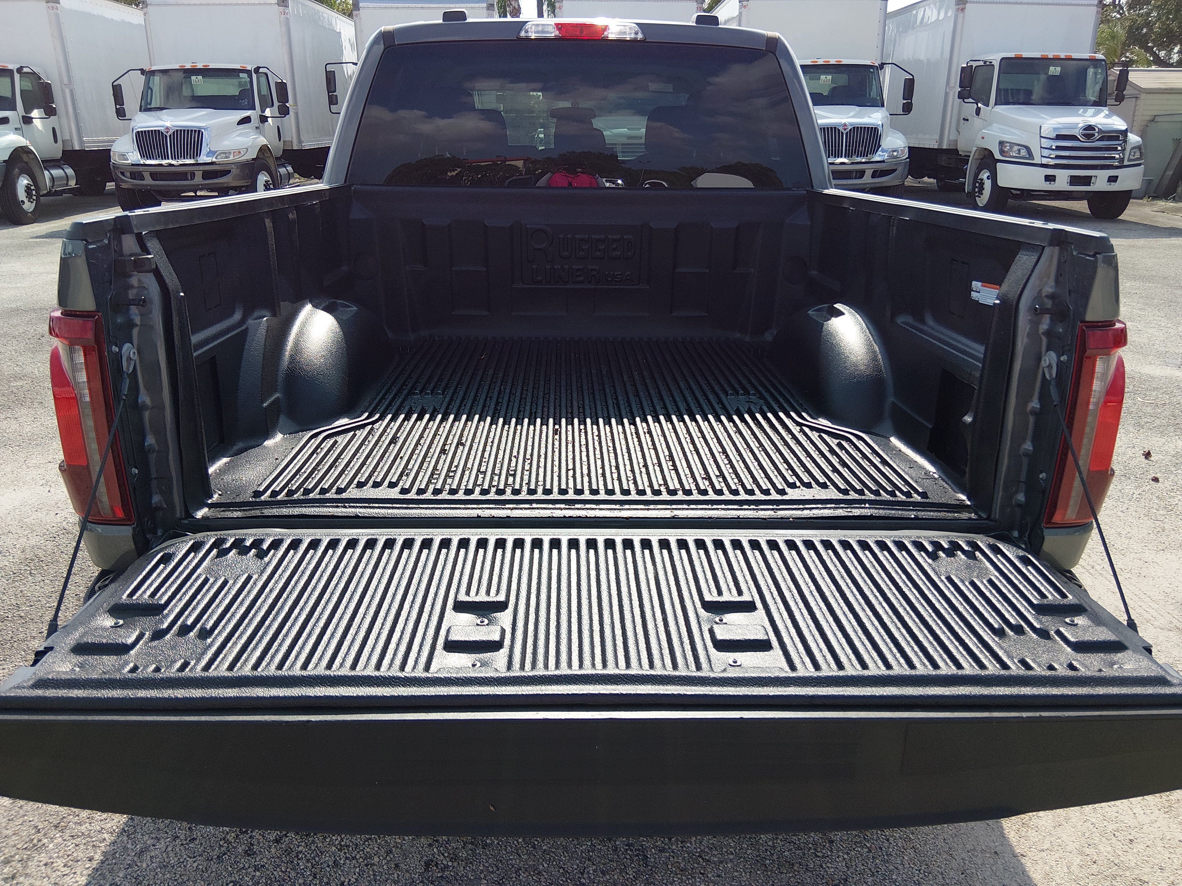 2025 Ford F-150 XLT - Photo 11