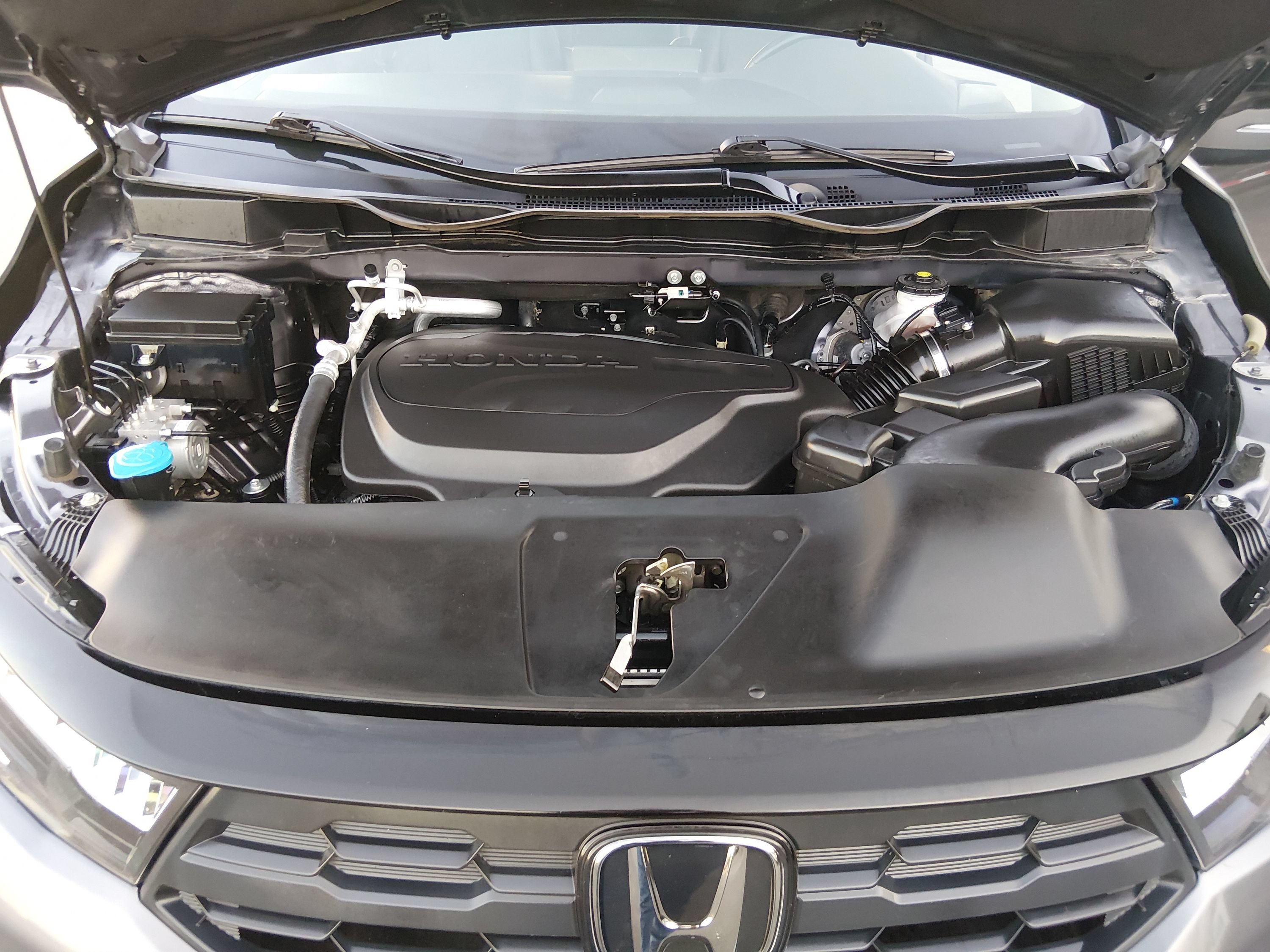 2025 Honda Odyssey EX-L - Photo 9