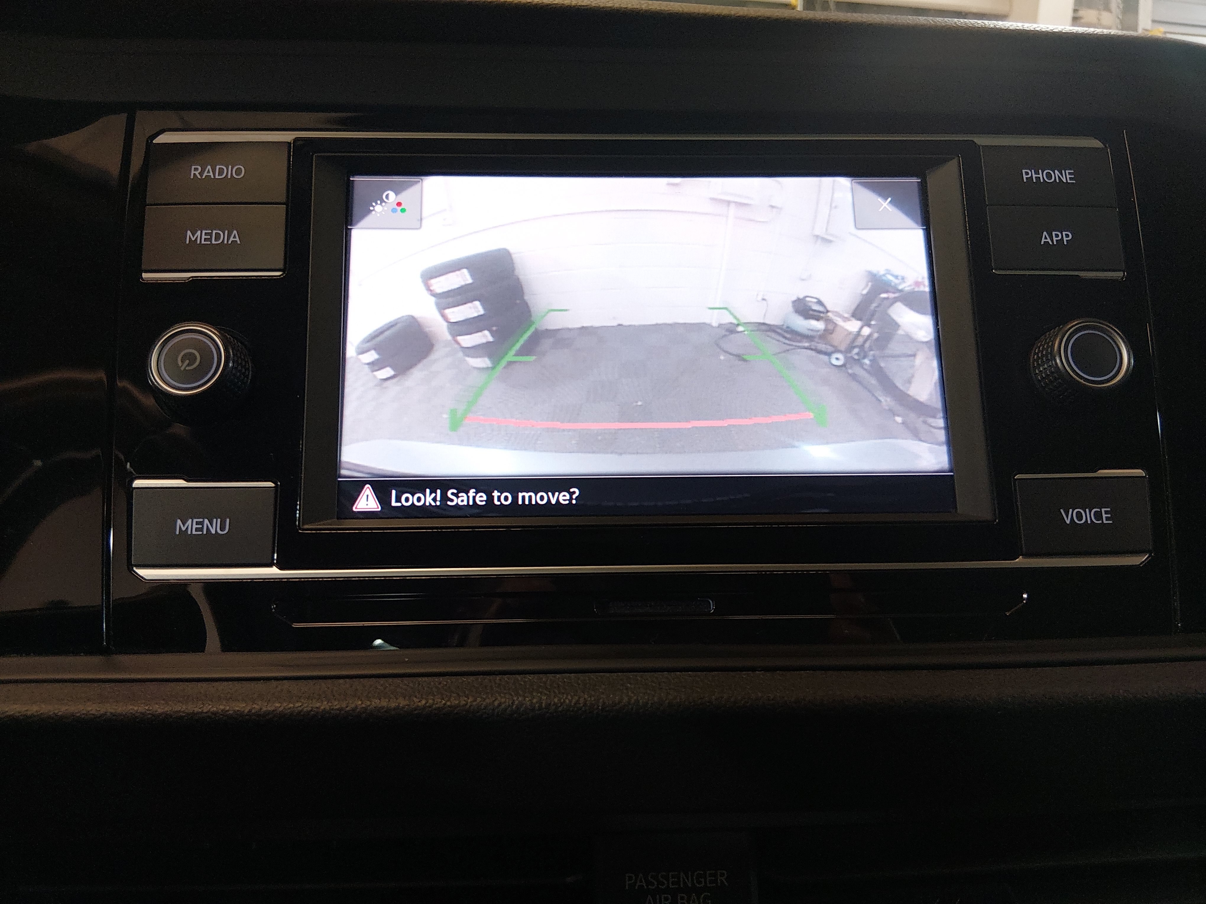 2024 Volkswagen Jetta SE - Photo 16