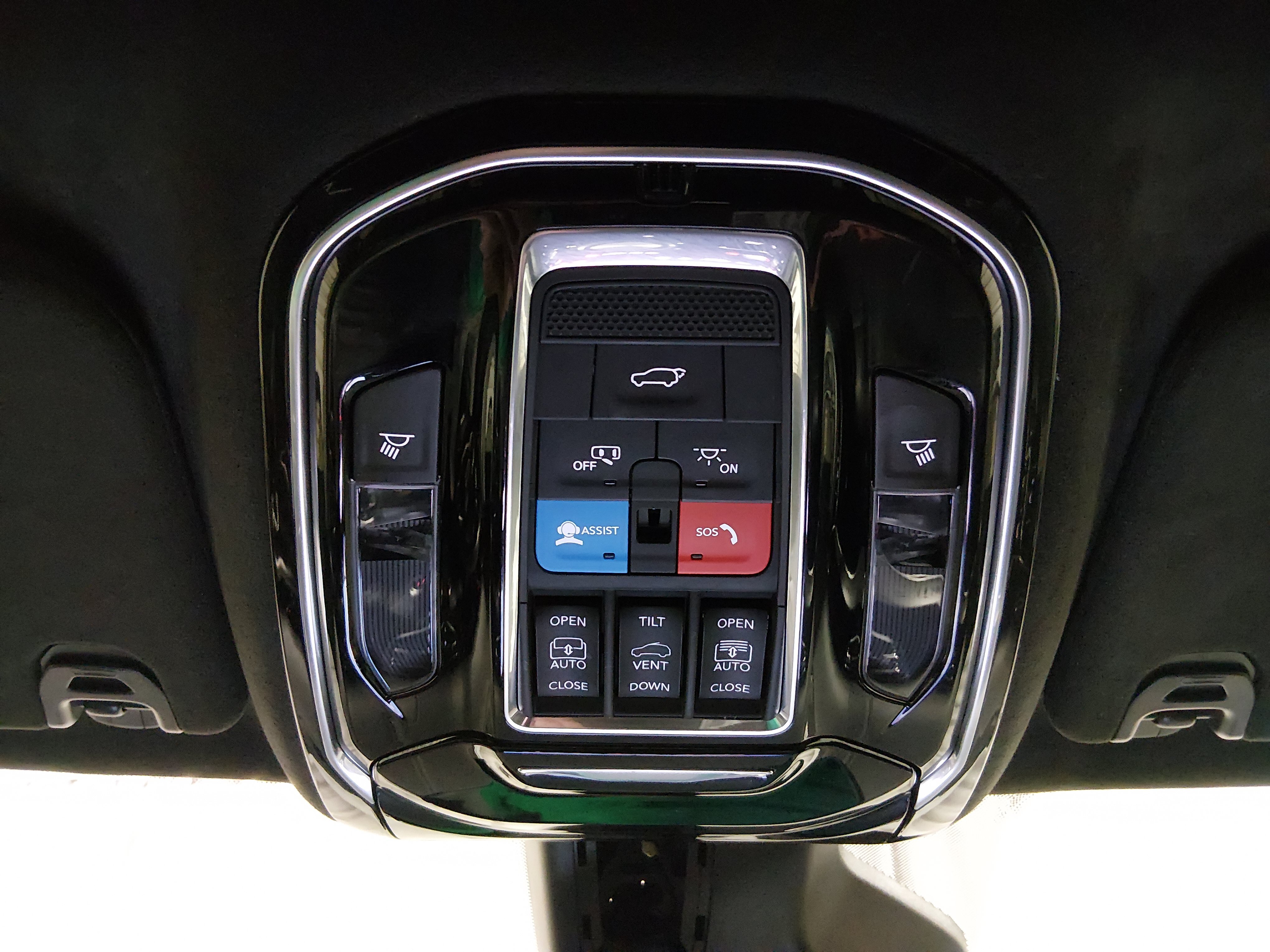 2024 Jeep Grand Wagoneer L Series II - Photo 23