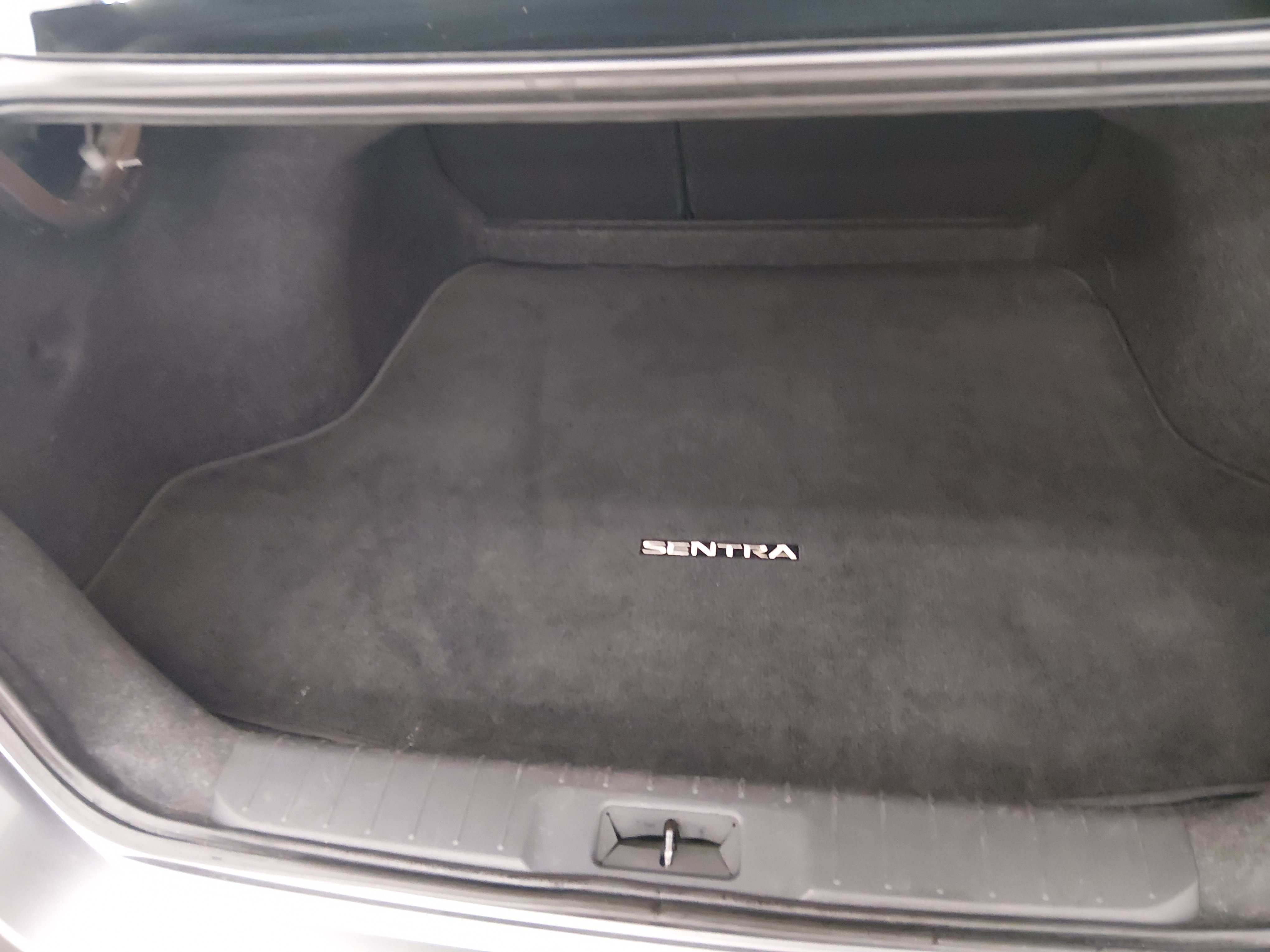 2025 Nissan Sentra SV - Photo 11