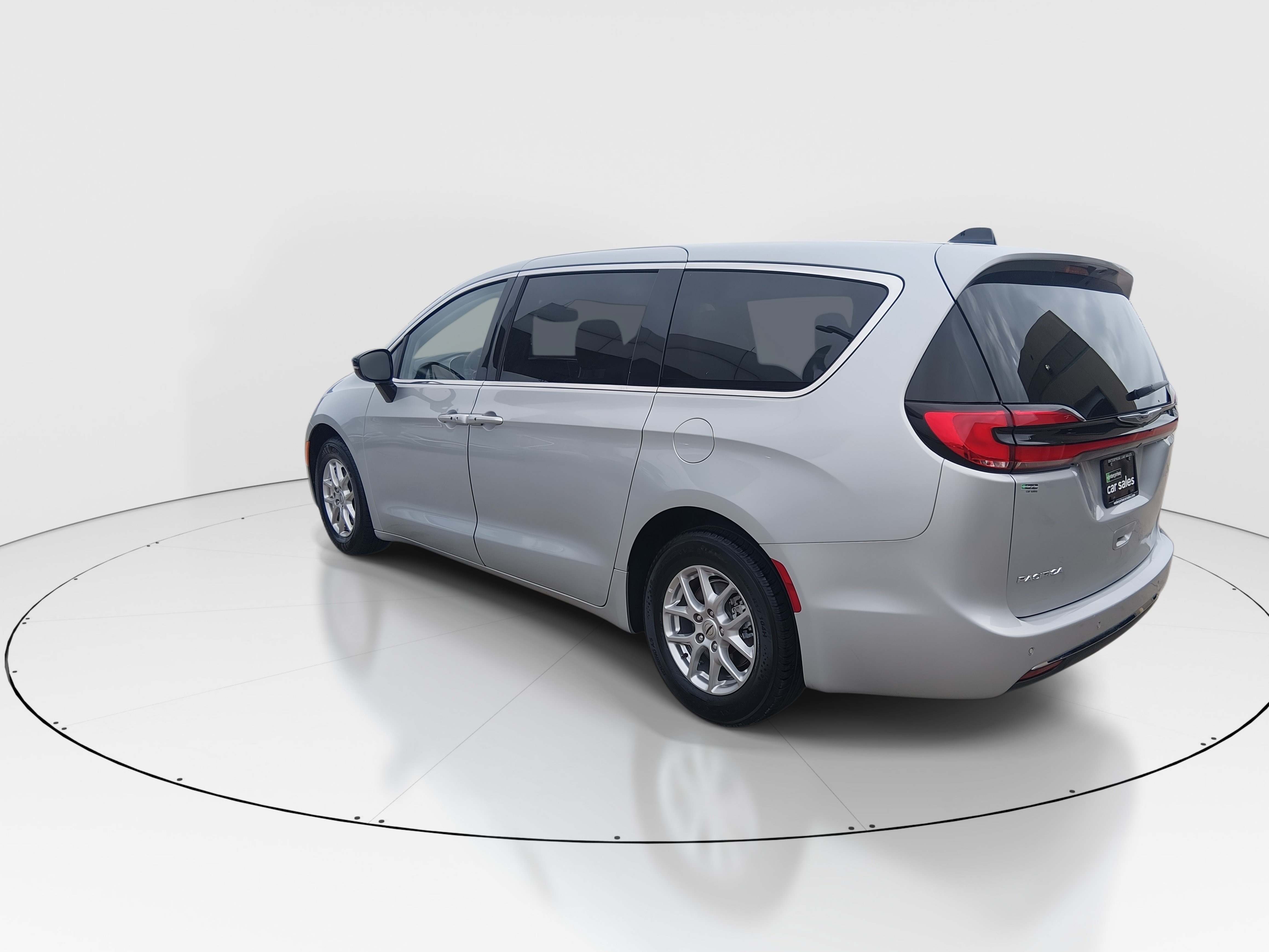 2024 Chrysler Pacifica 5