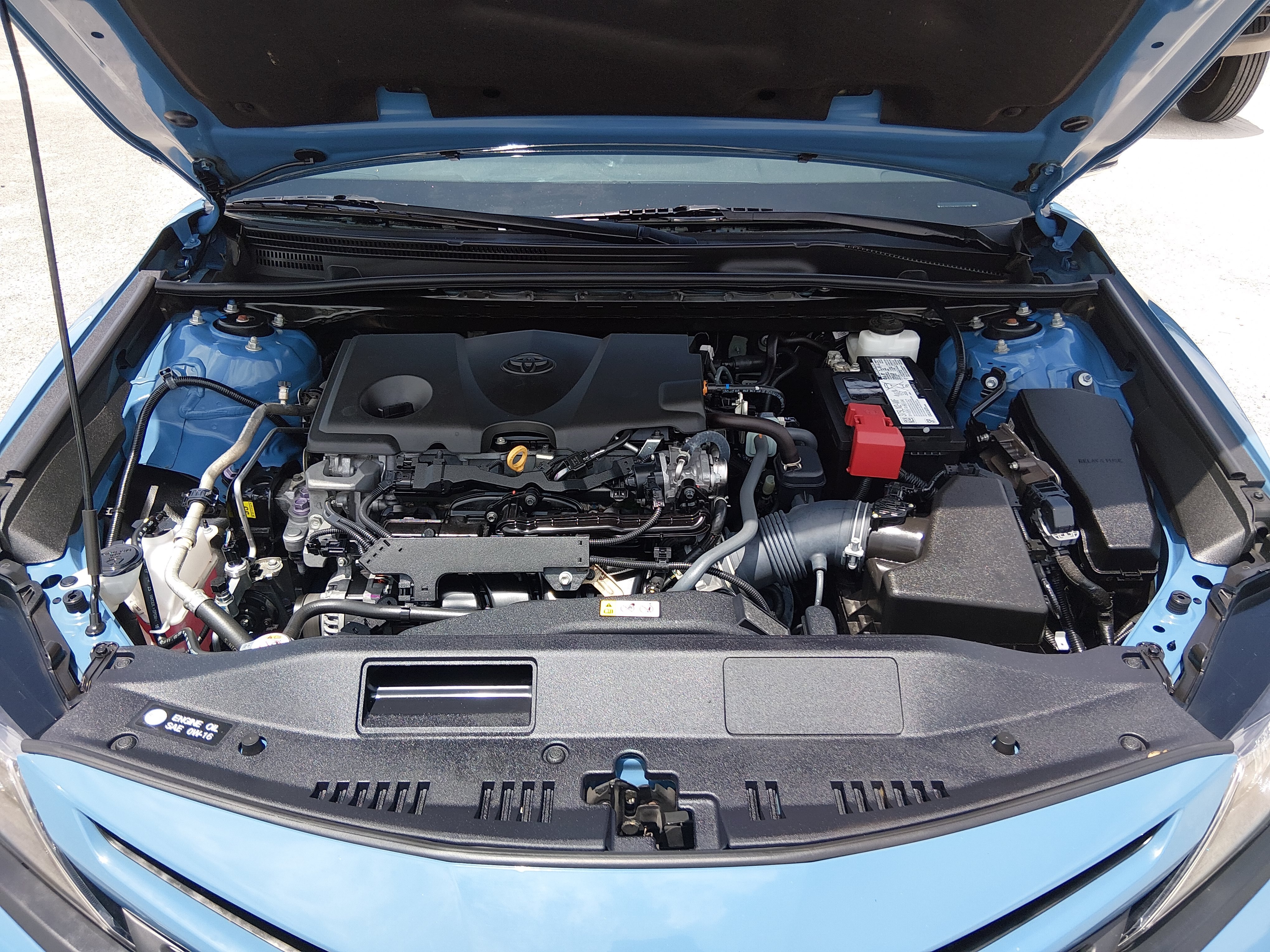 2024 Toyota Camry SE - Photo 9