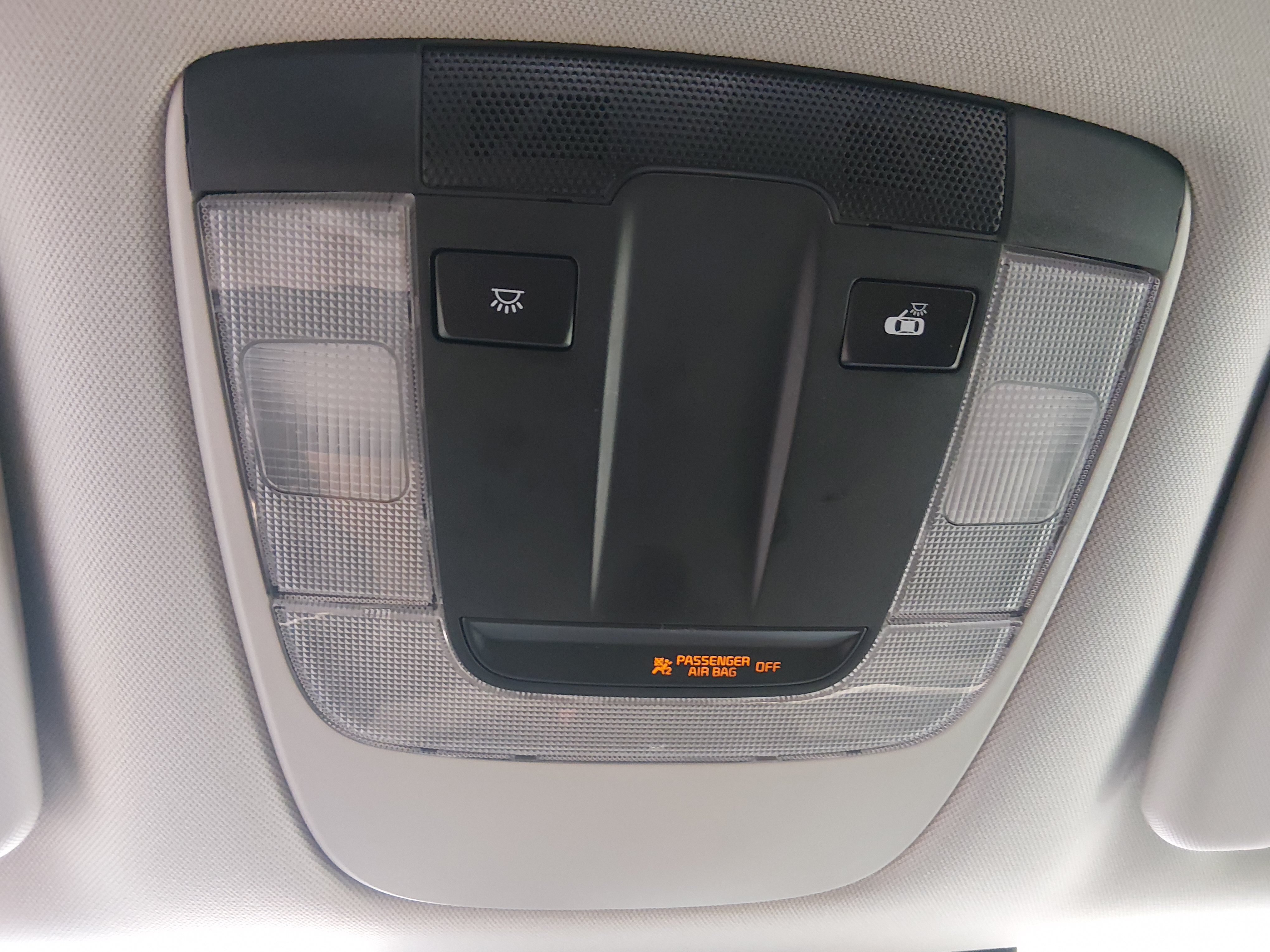 2025 Kia Sportage LX - Photo 17