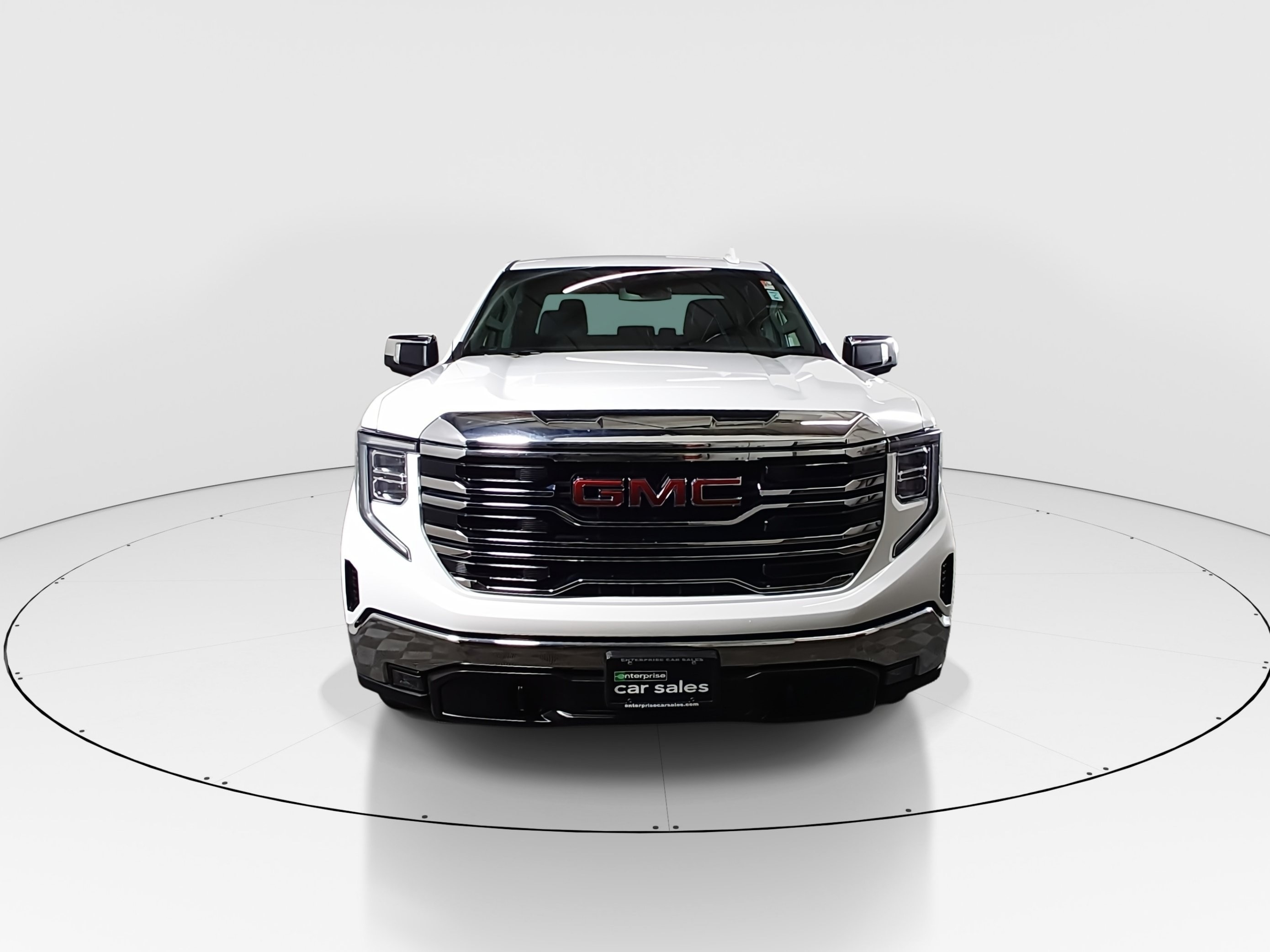 2024 GMC Sierra 1500 SLT - Photo 2