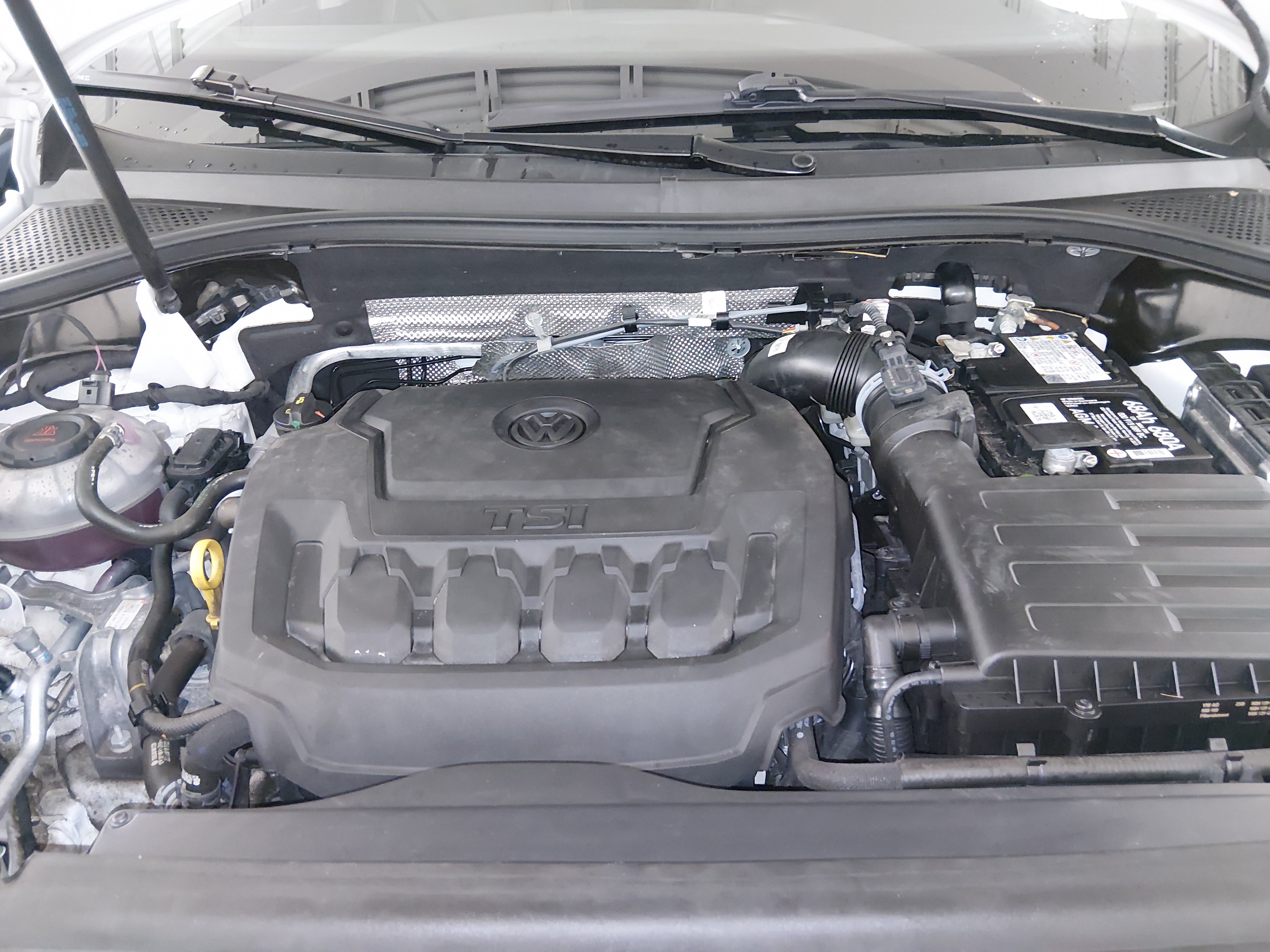 2022 Volkswagen Tiguan SE - Photo 9