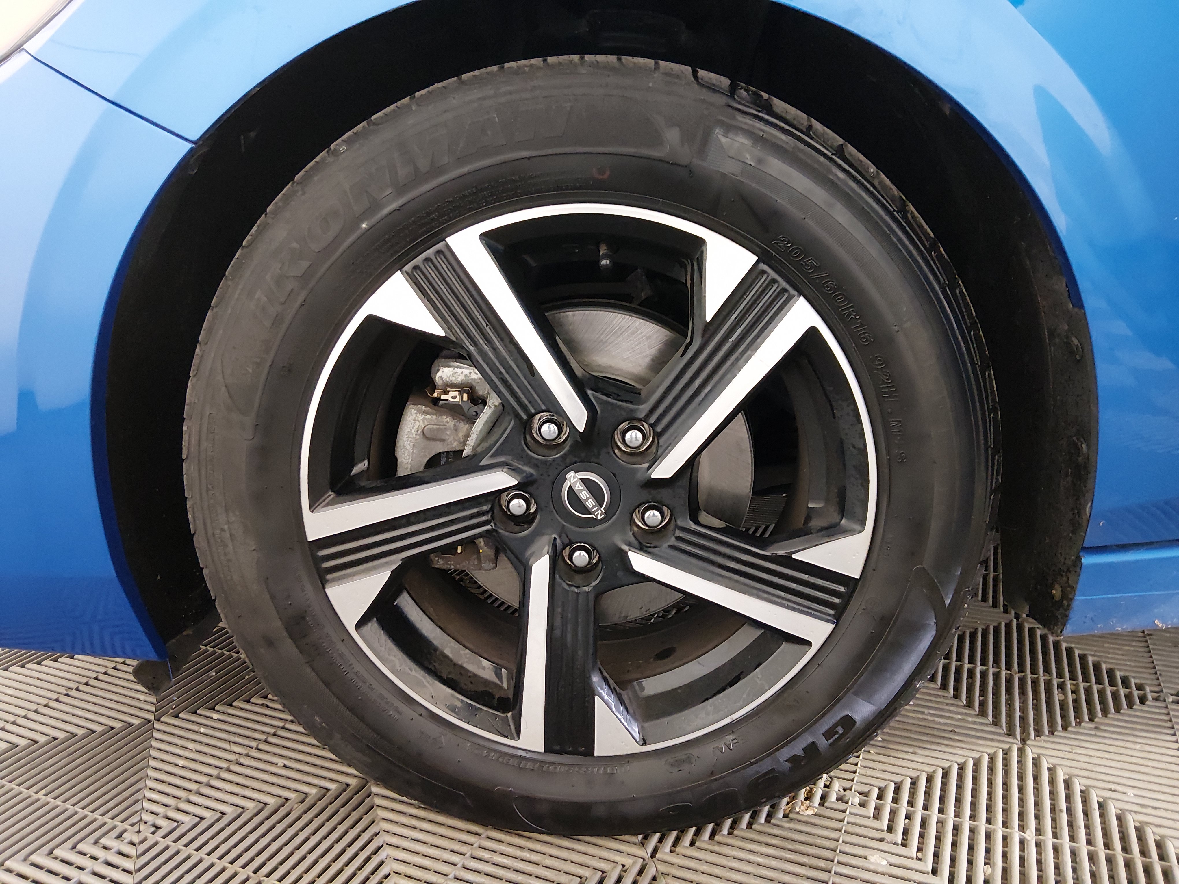 2024 Nissan Sentra SV - Photo 10
