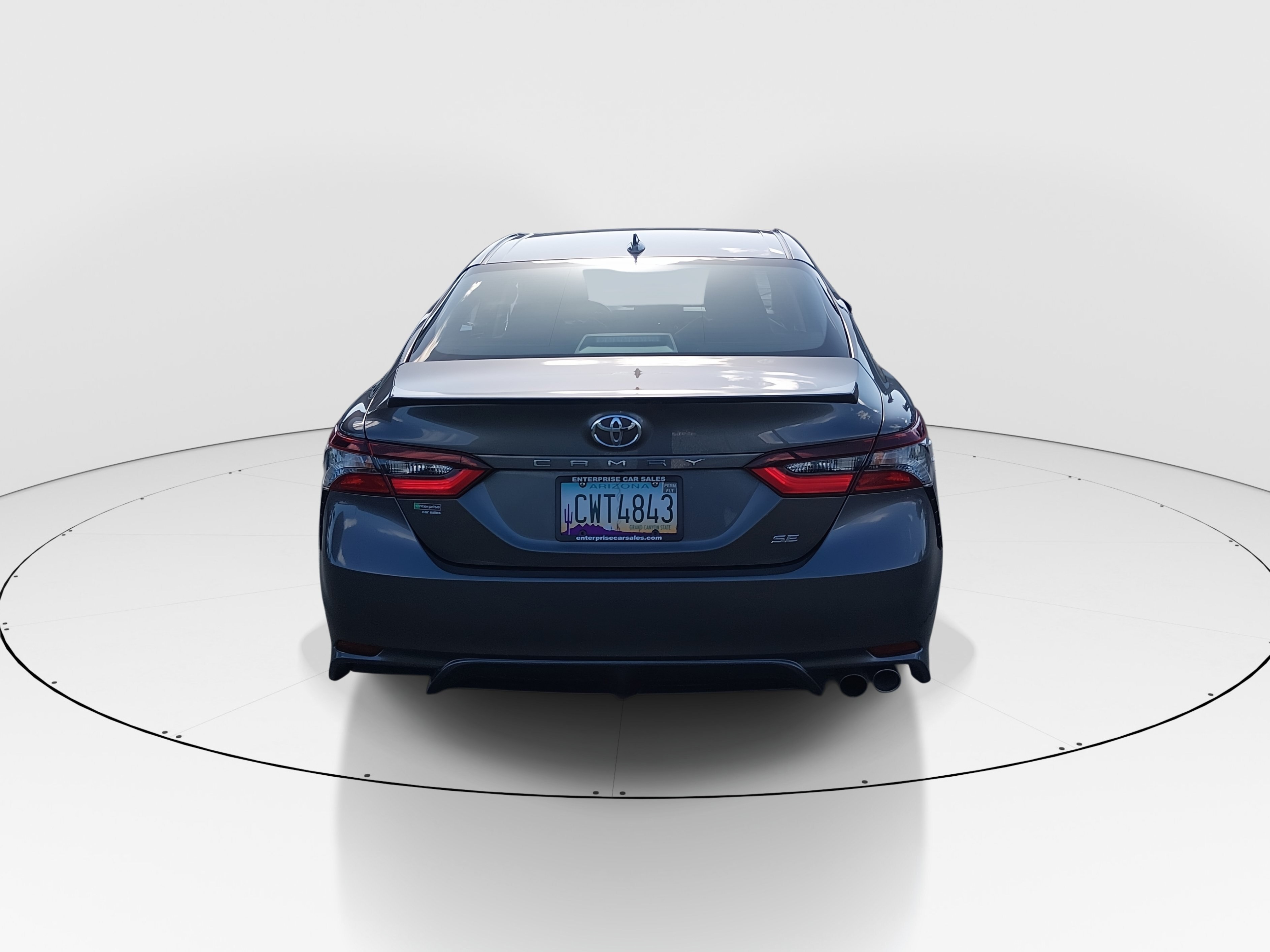 2024 Toyota Camry SE - Photo 6
