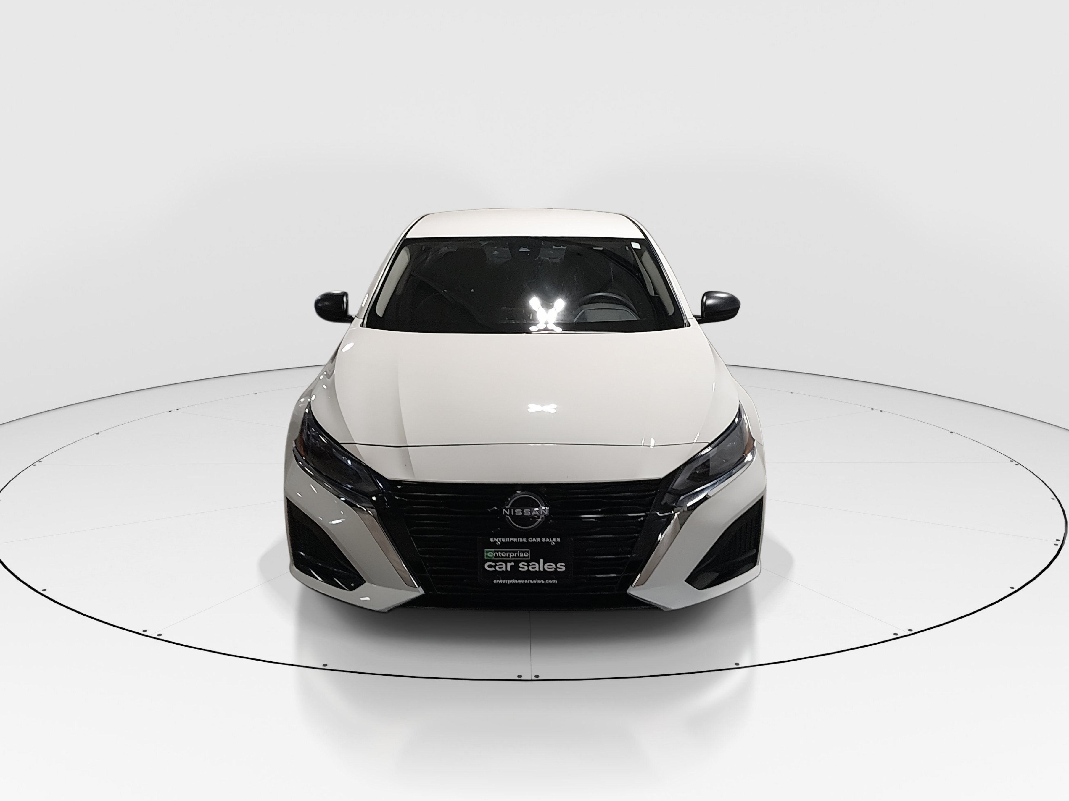 2025 Nissan Altima SV - Photo 2