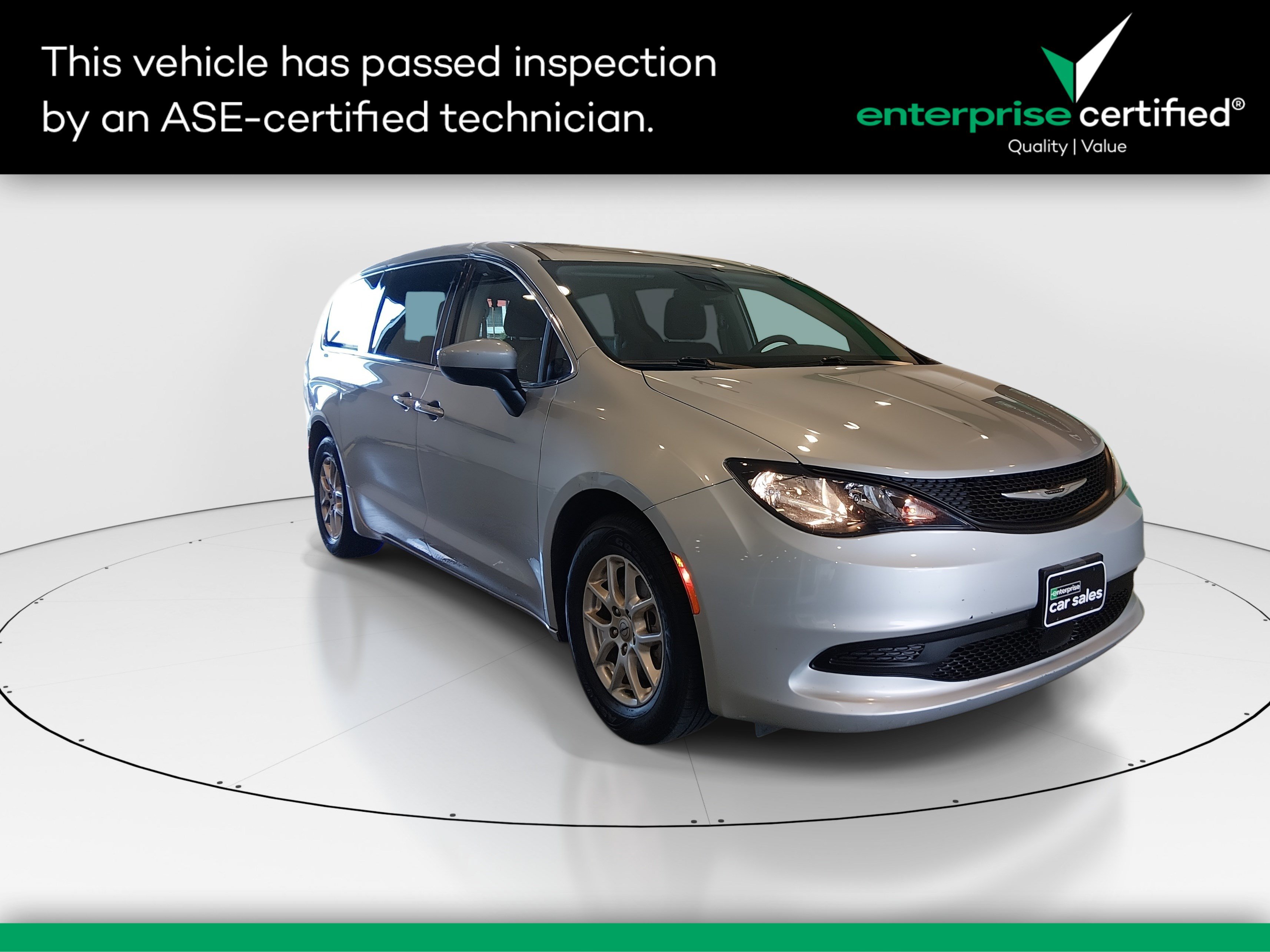 2023 Chrysler Voyager LX