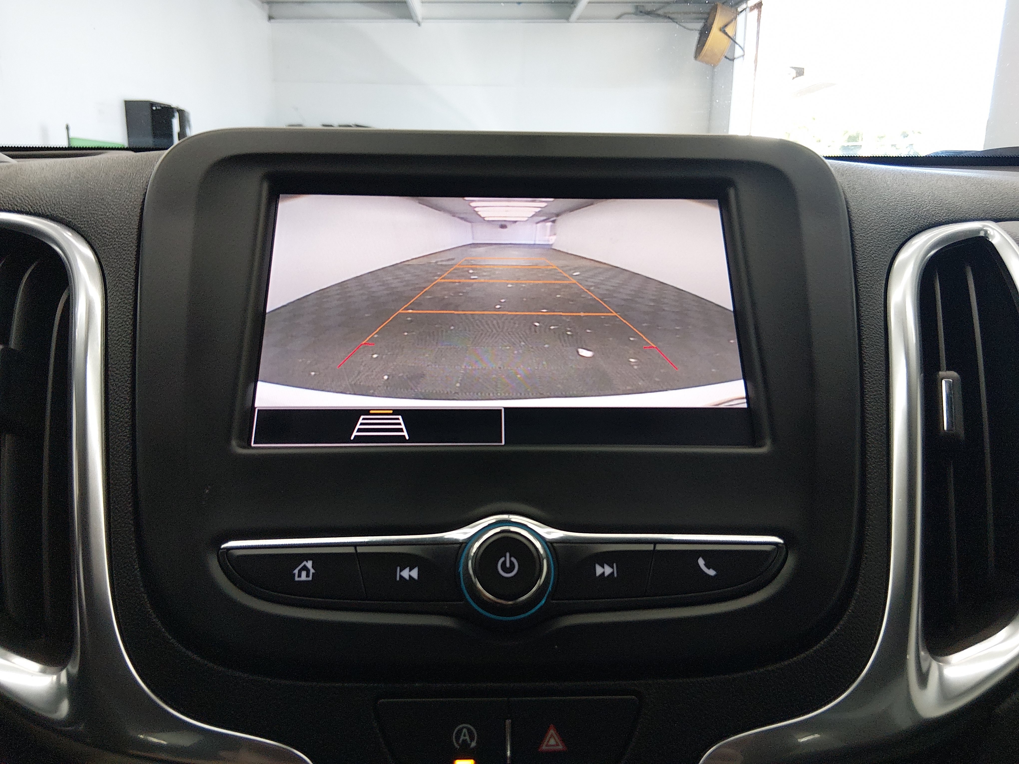 2024 Chevrolet Equinox LT - Photo 16
