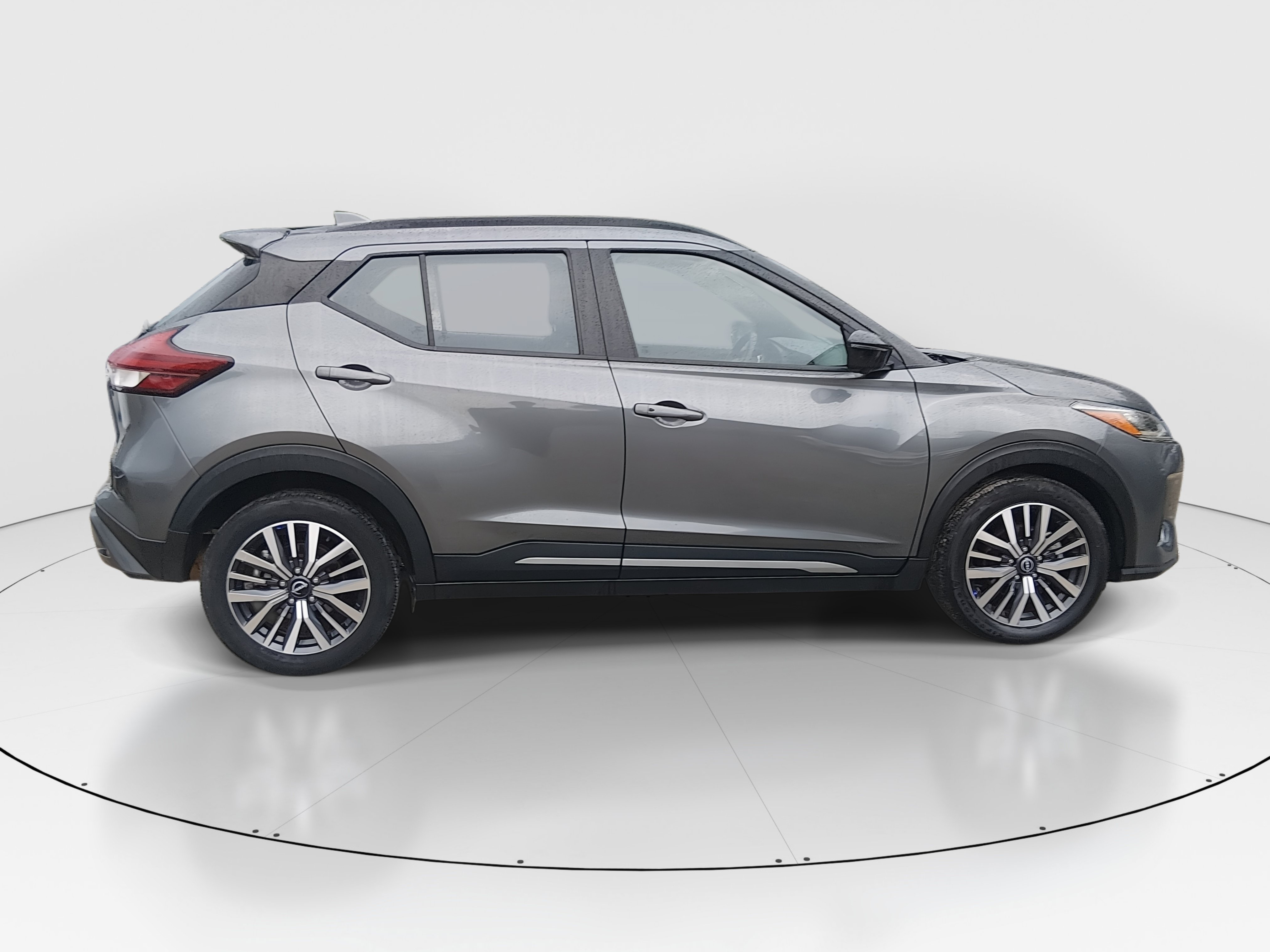 2024 Nissan Kicks SR - Photo 8