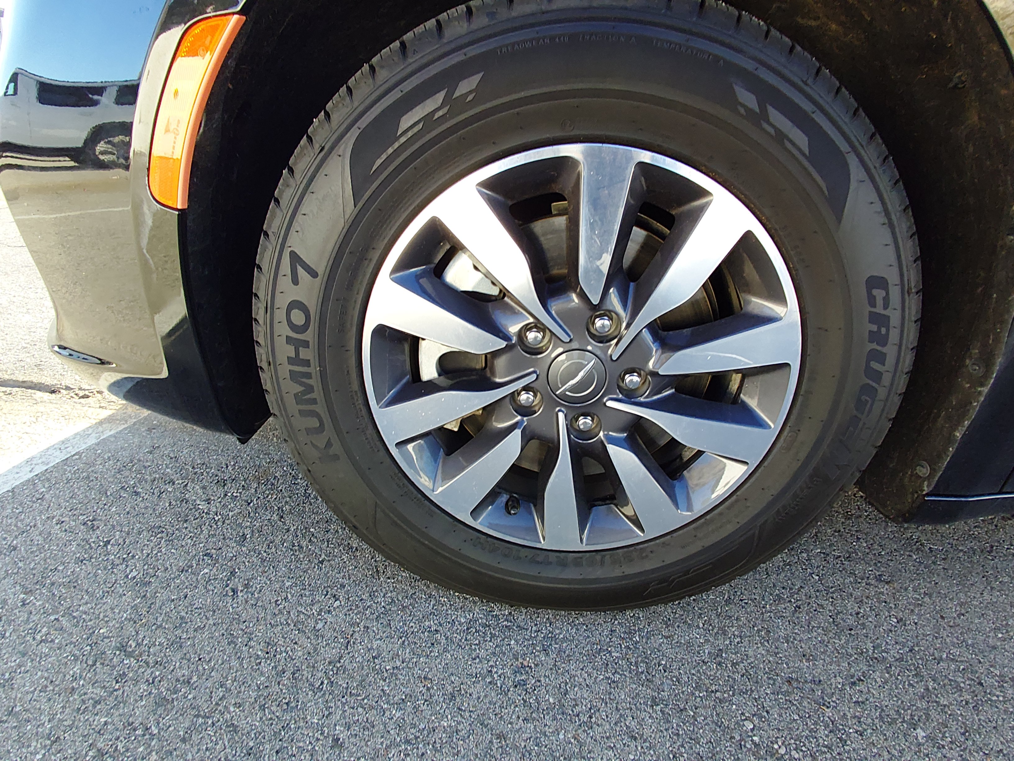 2023 Chrysler Pacifica Hybrid Touring L - Photo 10