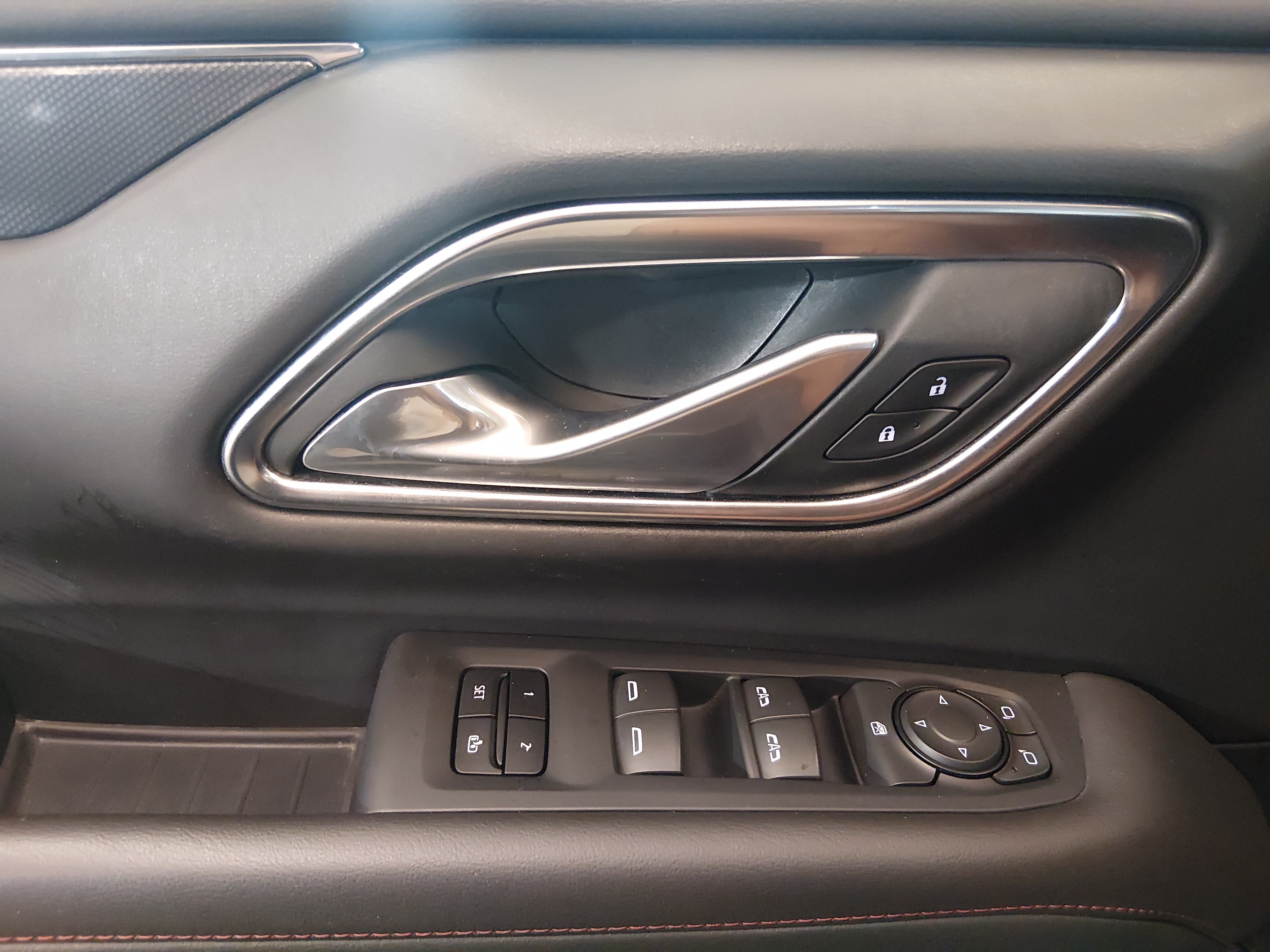 2024 Chevrolet Suburban RST - Photo 20
