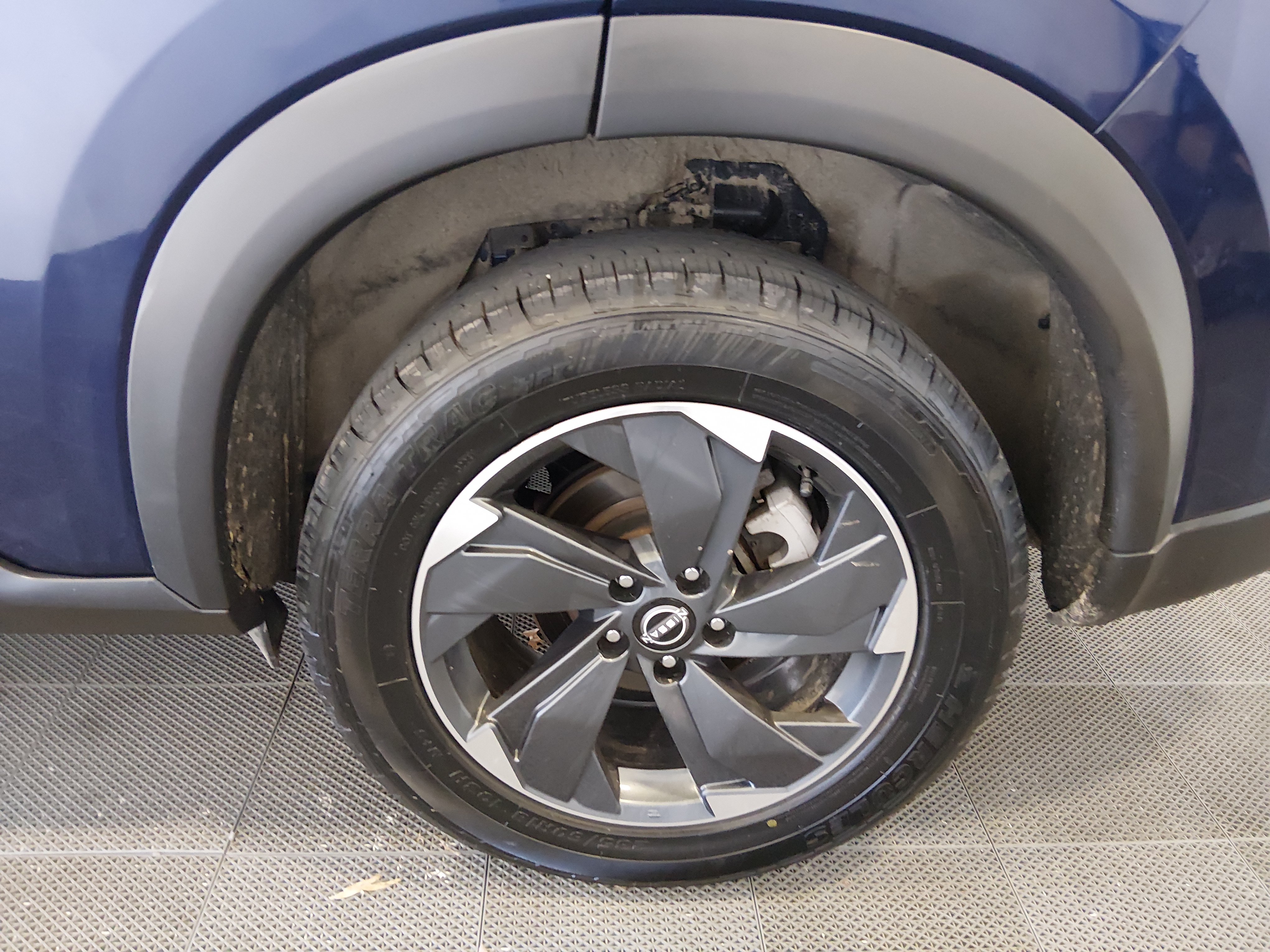 2024 Nissan Rogue SV - Photo 10
