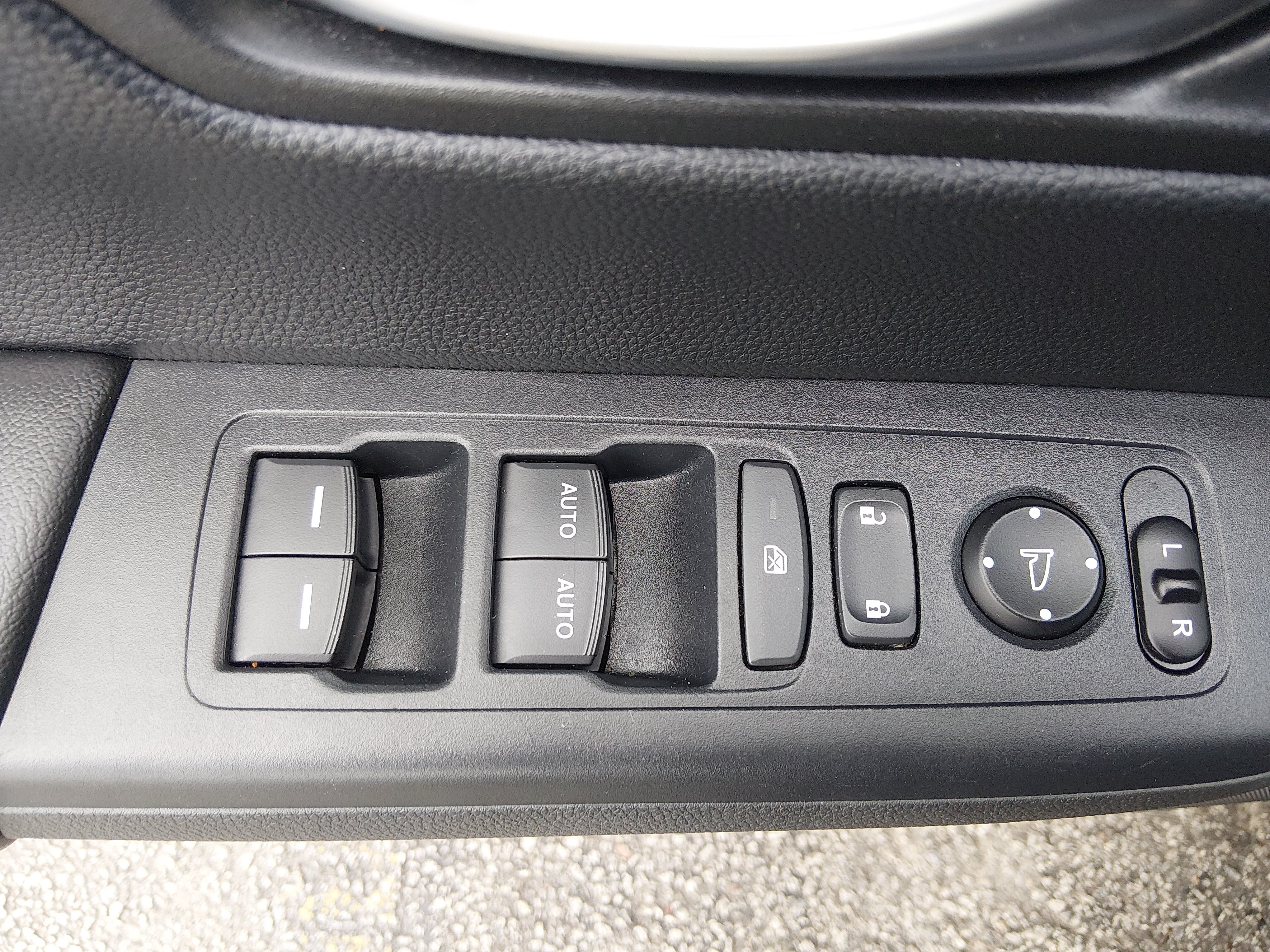 2024 Honda CR-V EX - Photo 19