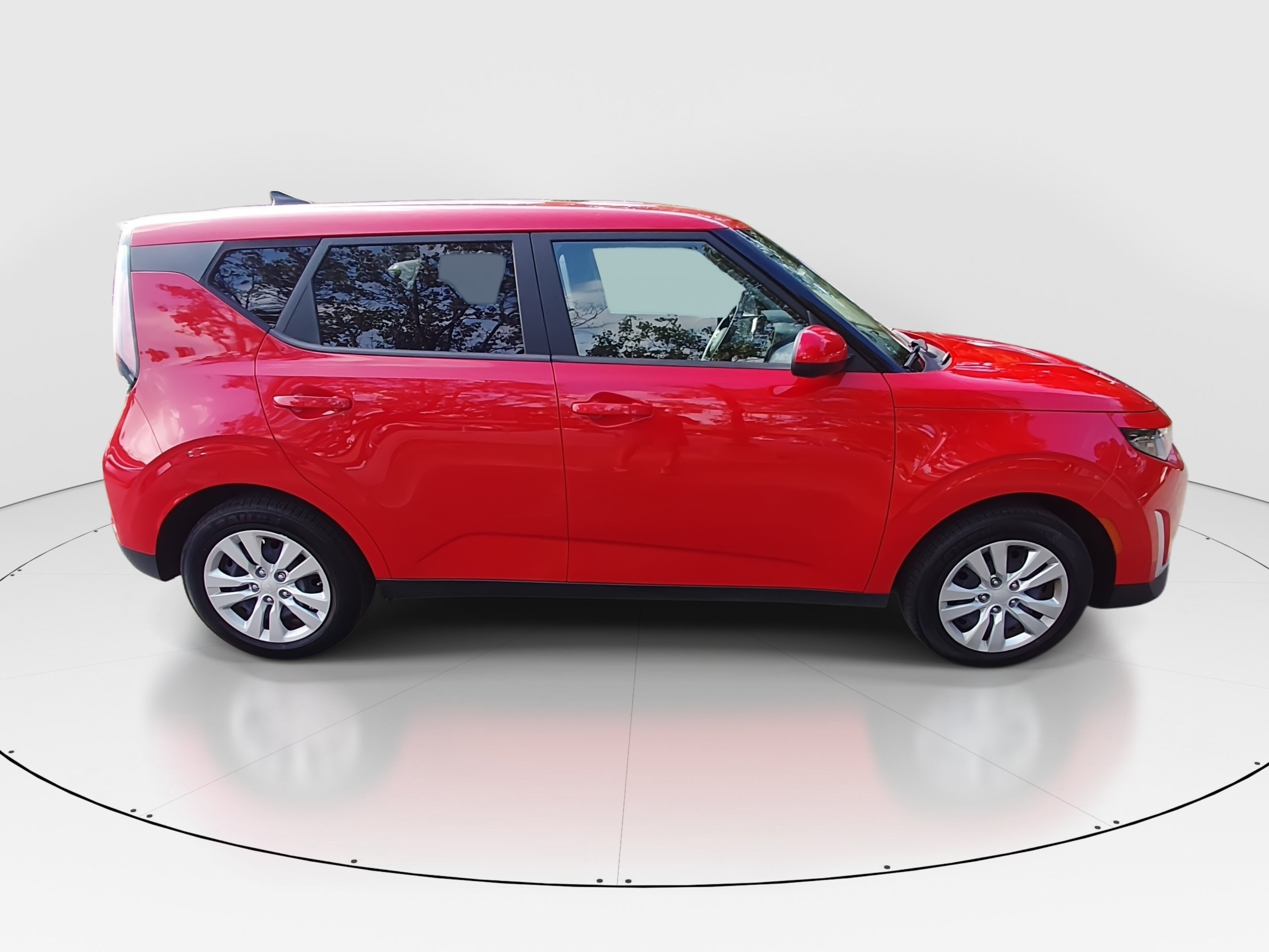 2023 Kia Soul LX - Photo 8