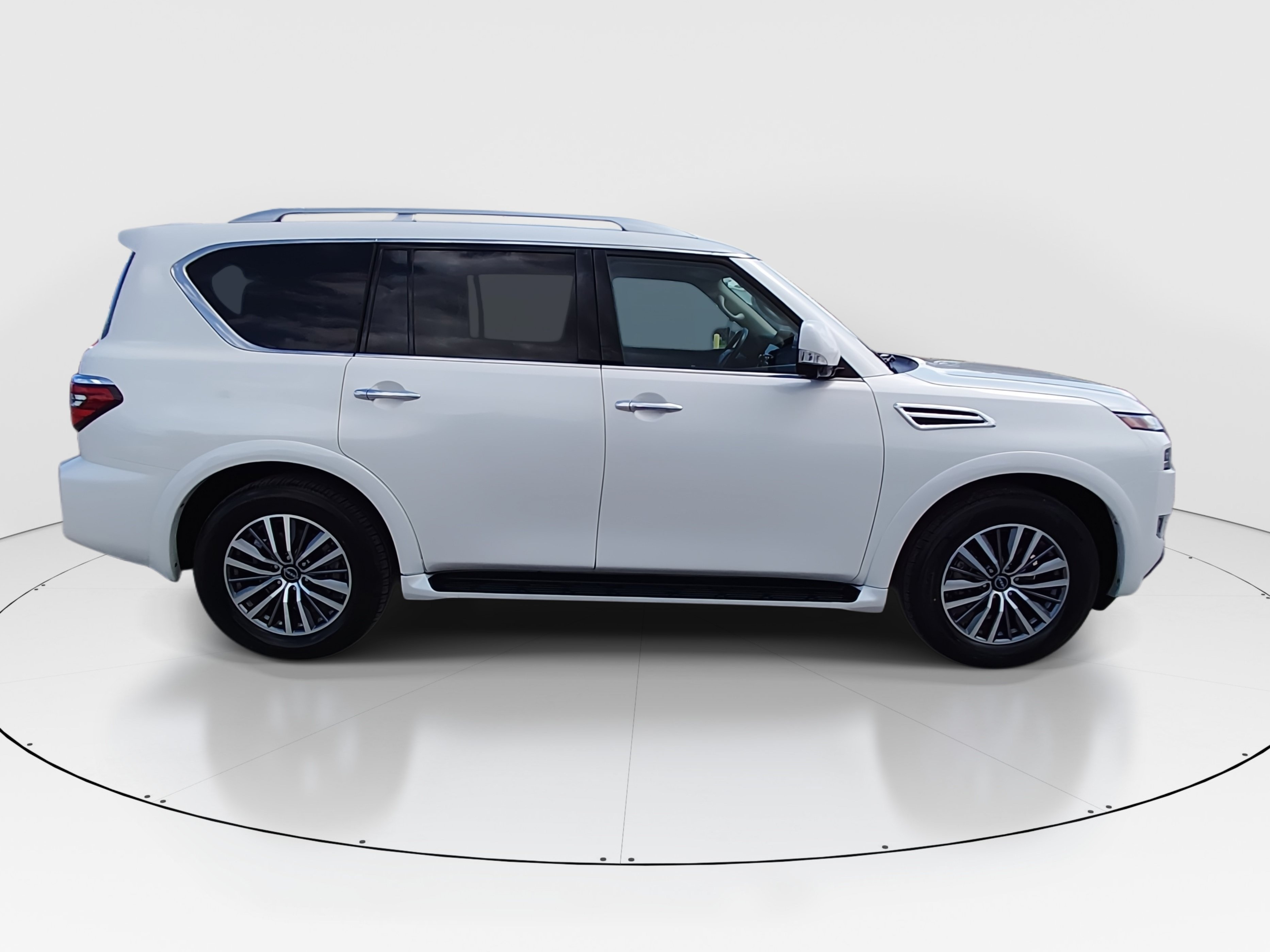2024 Nissan Armada SL - Photo 8