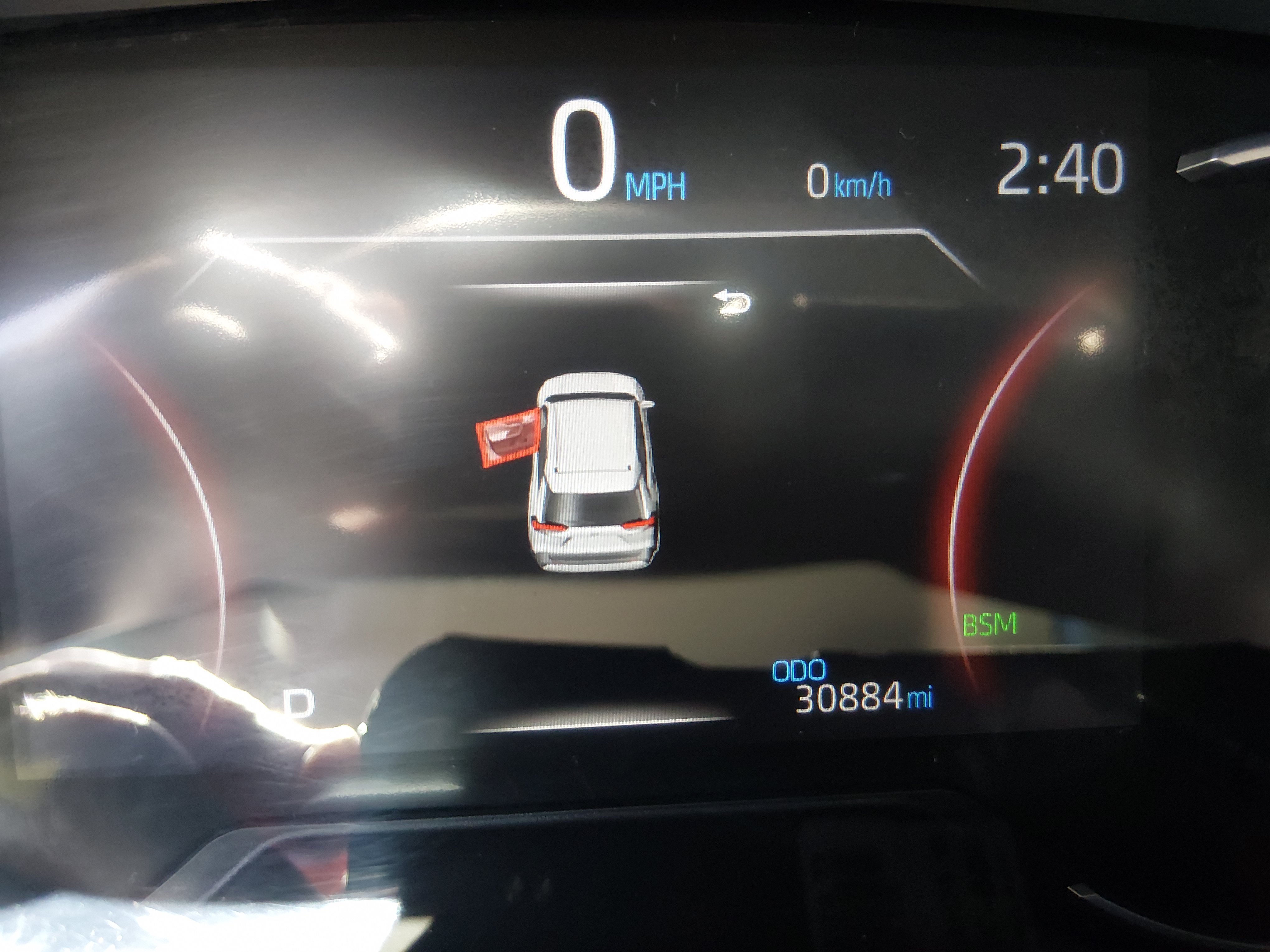 2025 Toyota RAV4 XLE - Photo 14