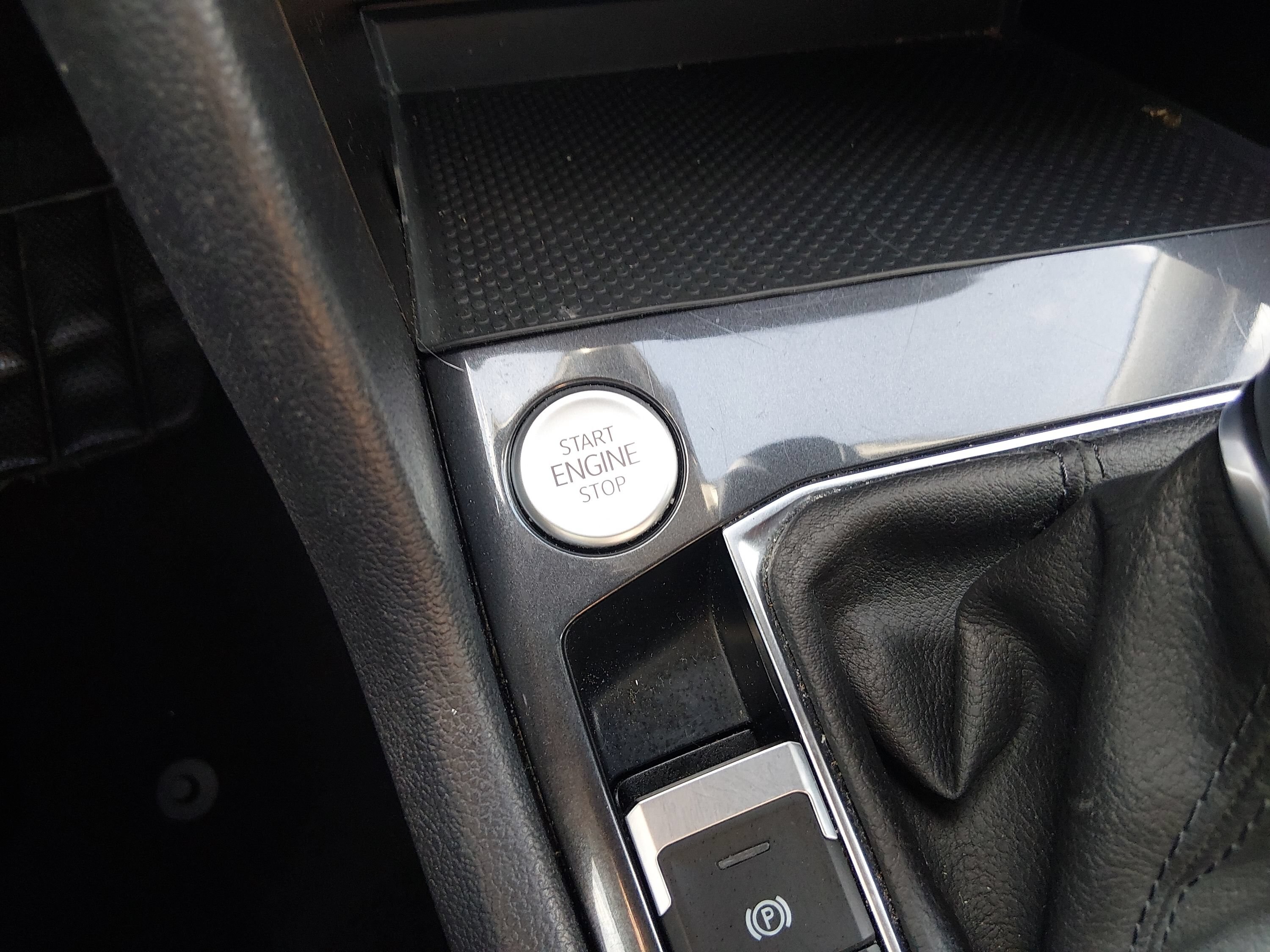 2024 Volkswagen Tiguan Wolfsburg Edition - Photo 13