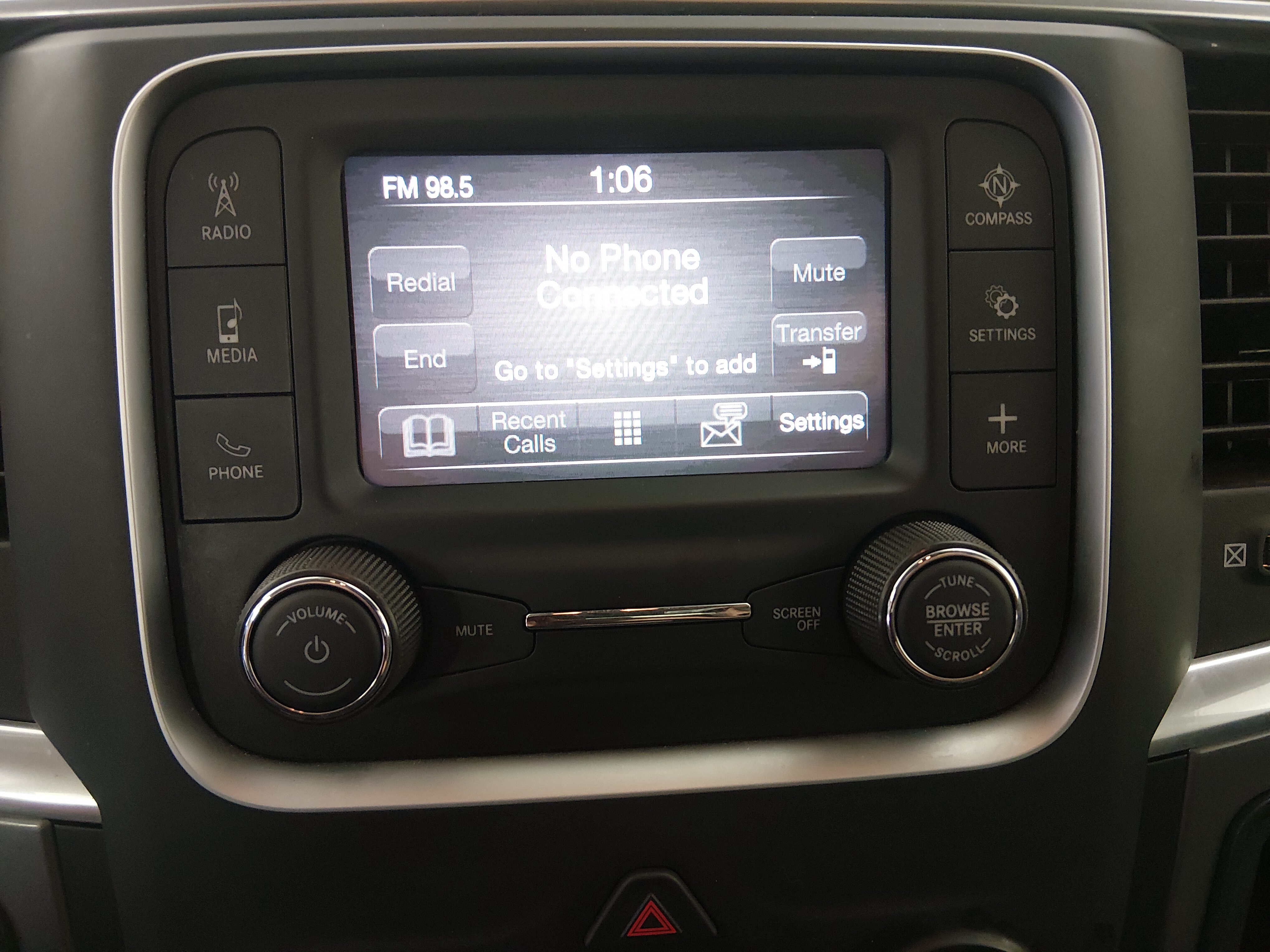 2024 RAM Ram 1500 Classic SLT - Photo 19