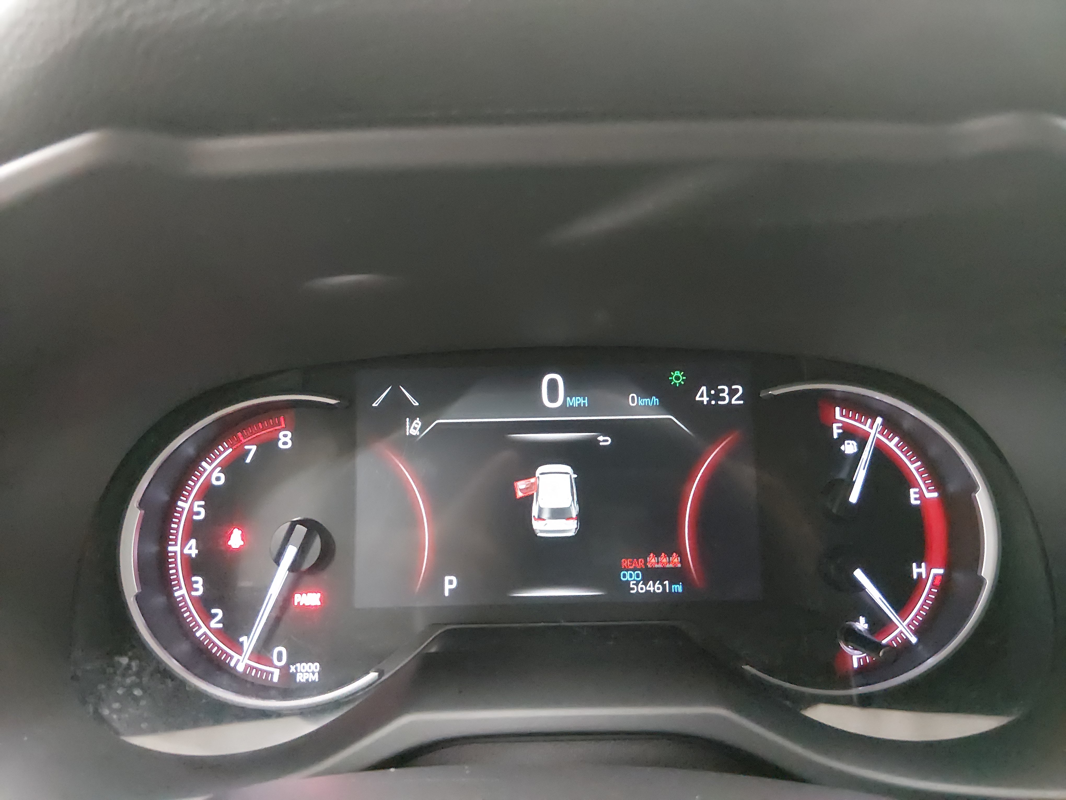 2024 Toyota RAV4 XLE - Photo 14