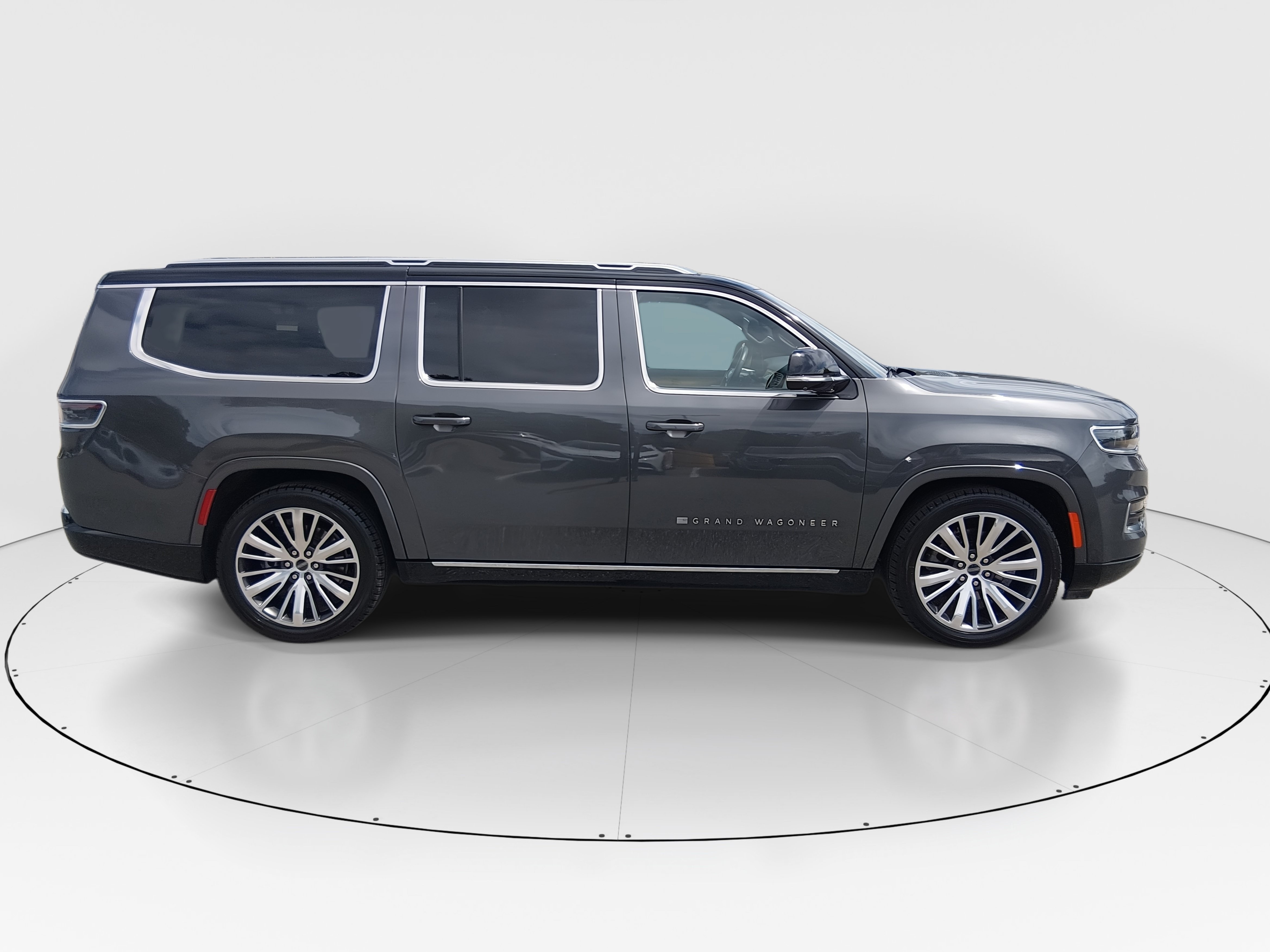 2024 Jeep Grand Wagoneer L Series III - Photo 8
