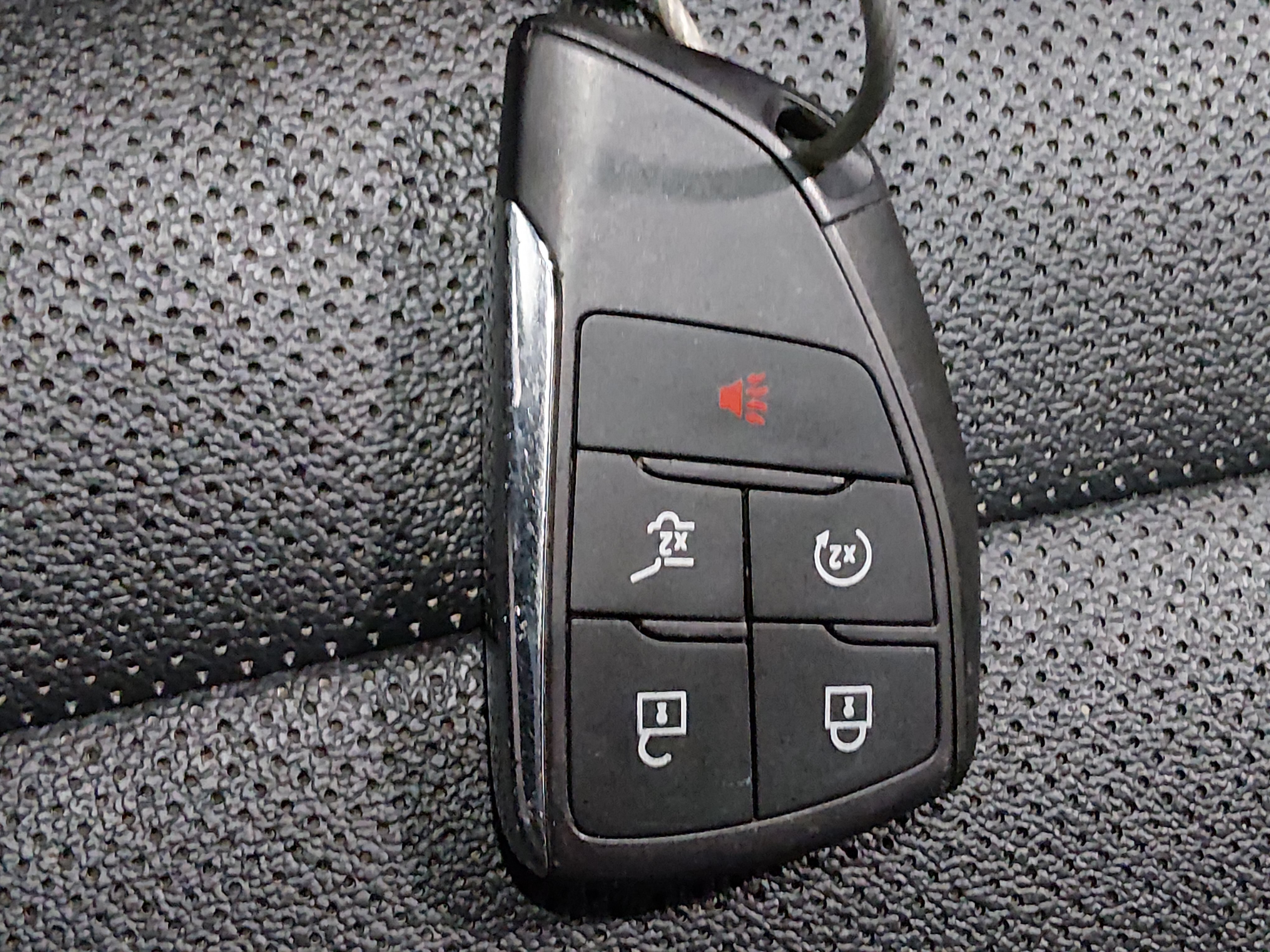 2024 Chevrolet Equinox EV LT - Photo 15