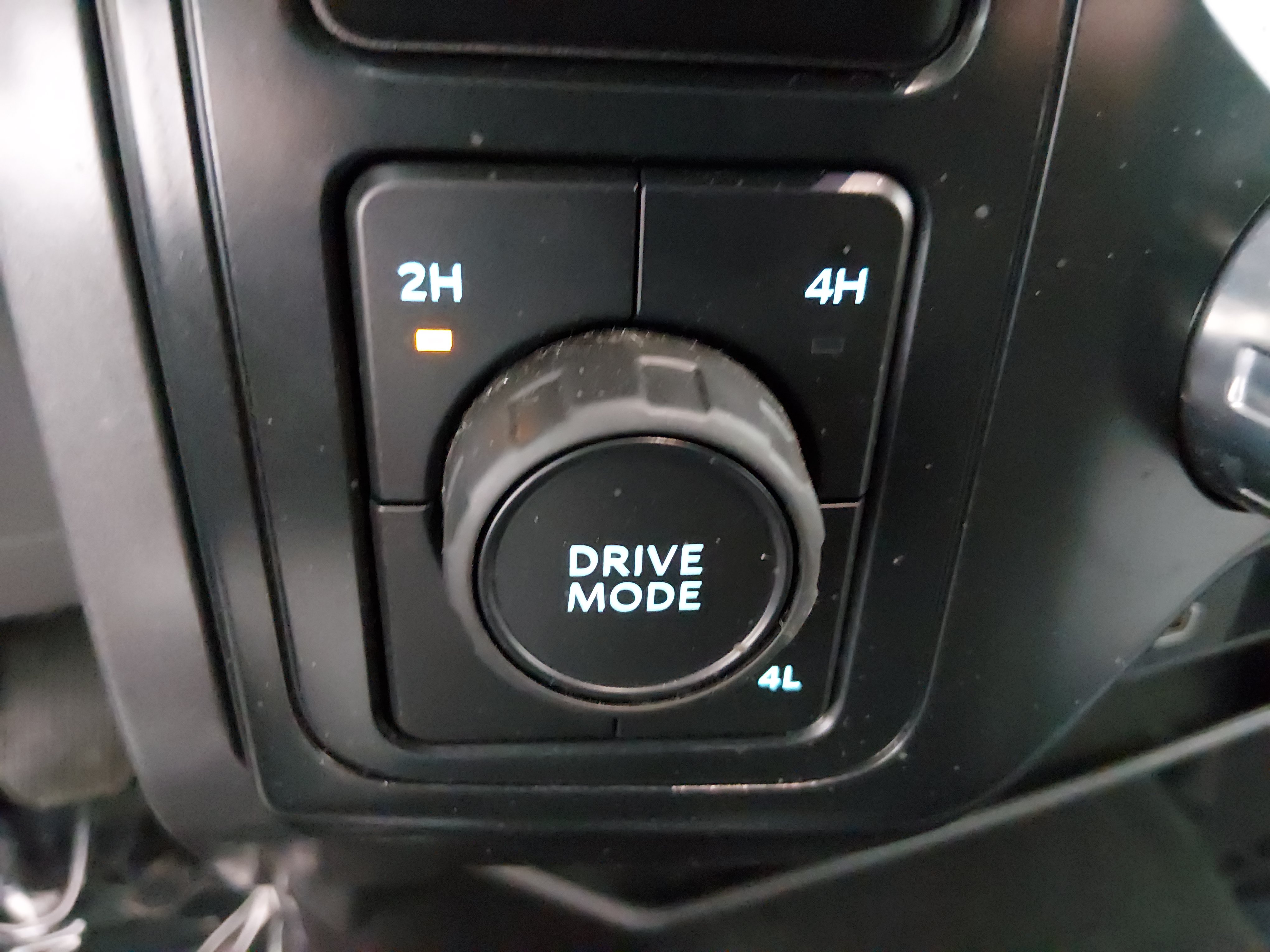 2025 Ford F-150 XLT - Photo 18