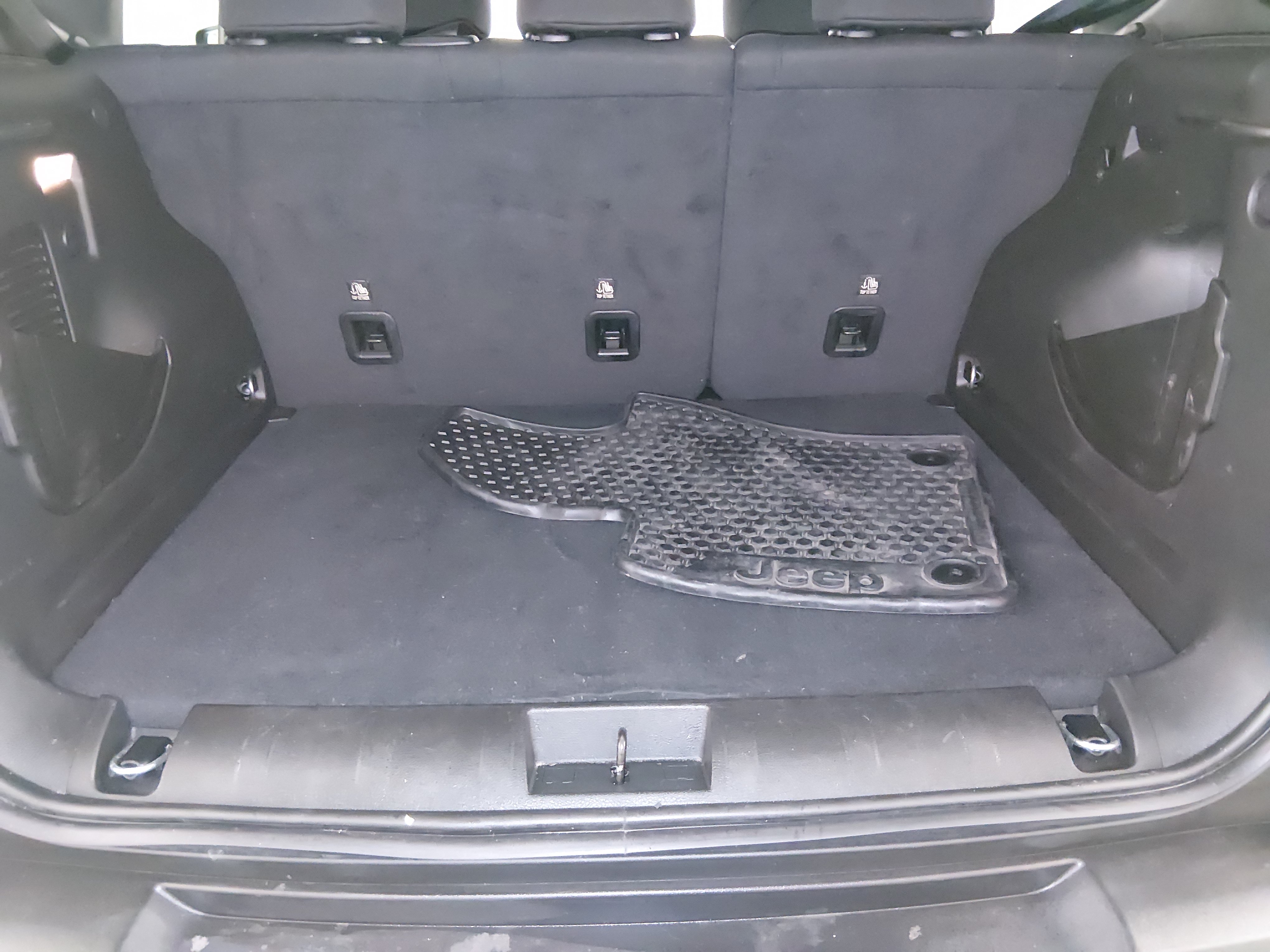 2023 Jeep Renegade Latitude - Photo 11