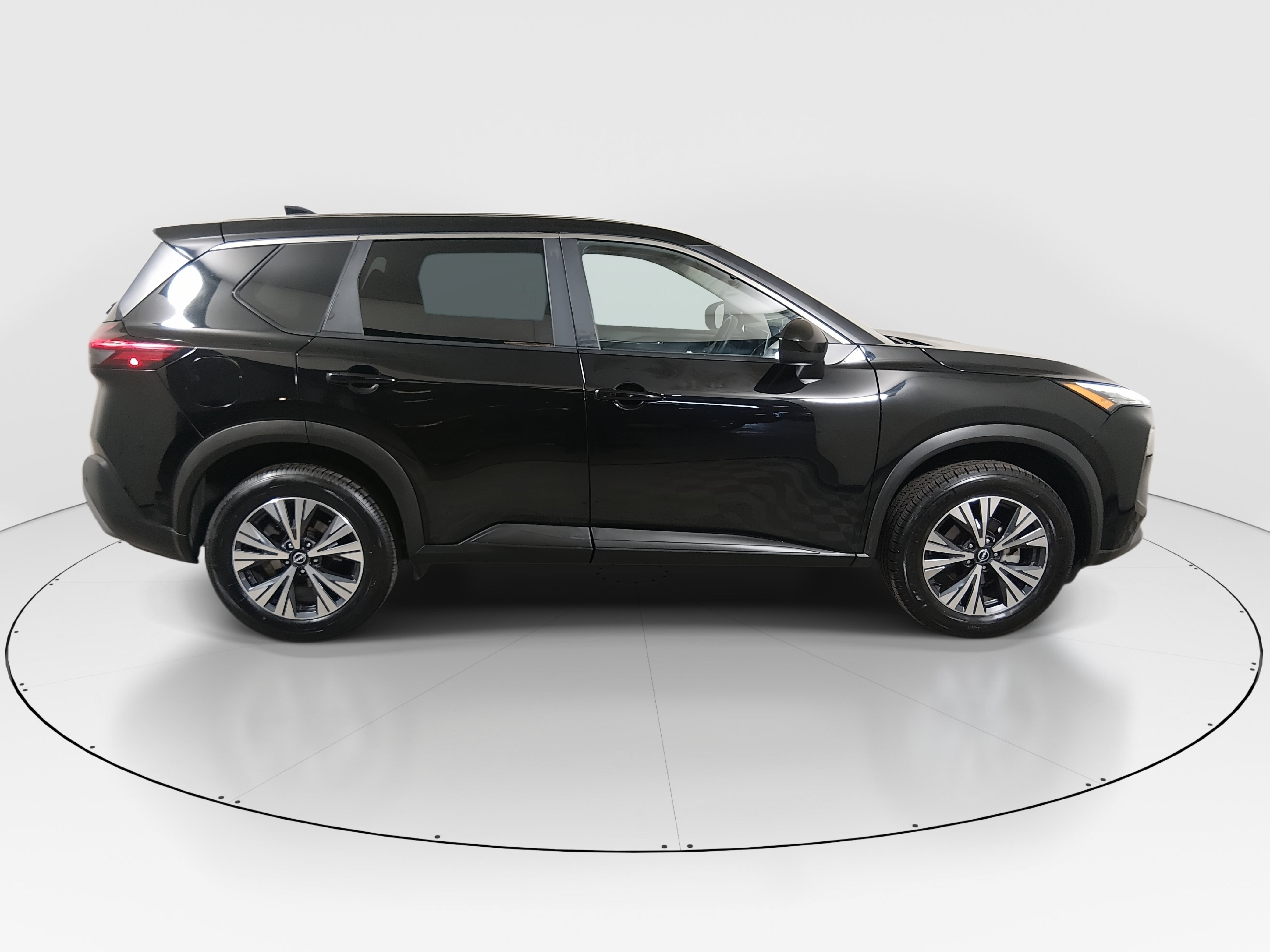 2023 Nissan Rogue SV - Photo 8