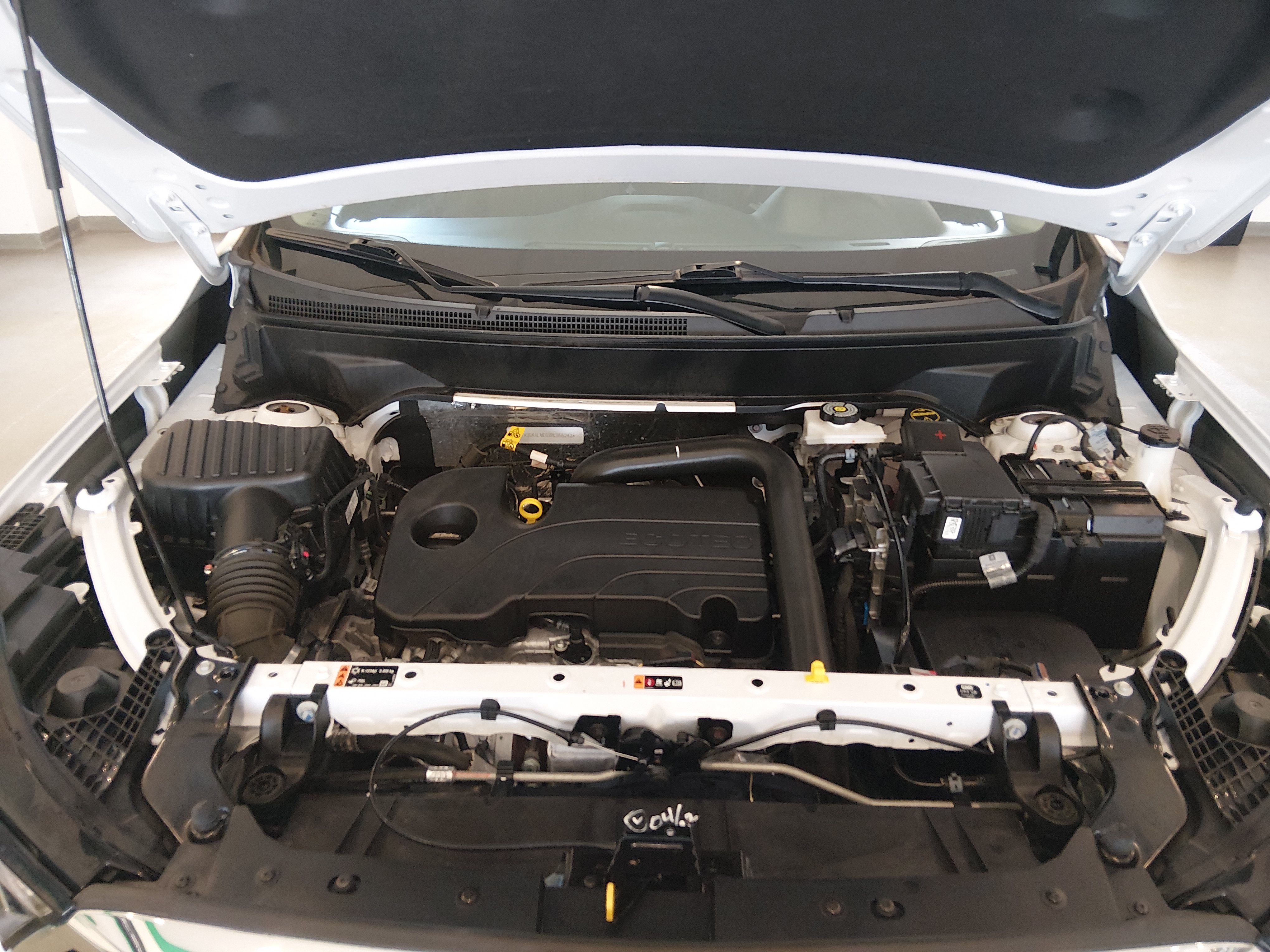2024 GMC Terrain SLE - Photo 9