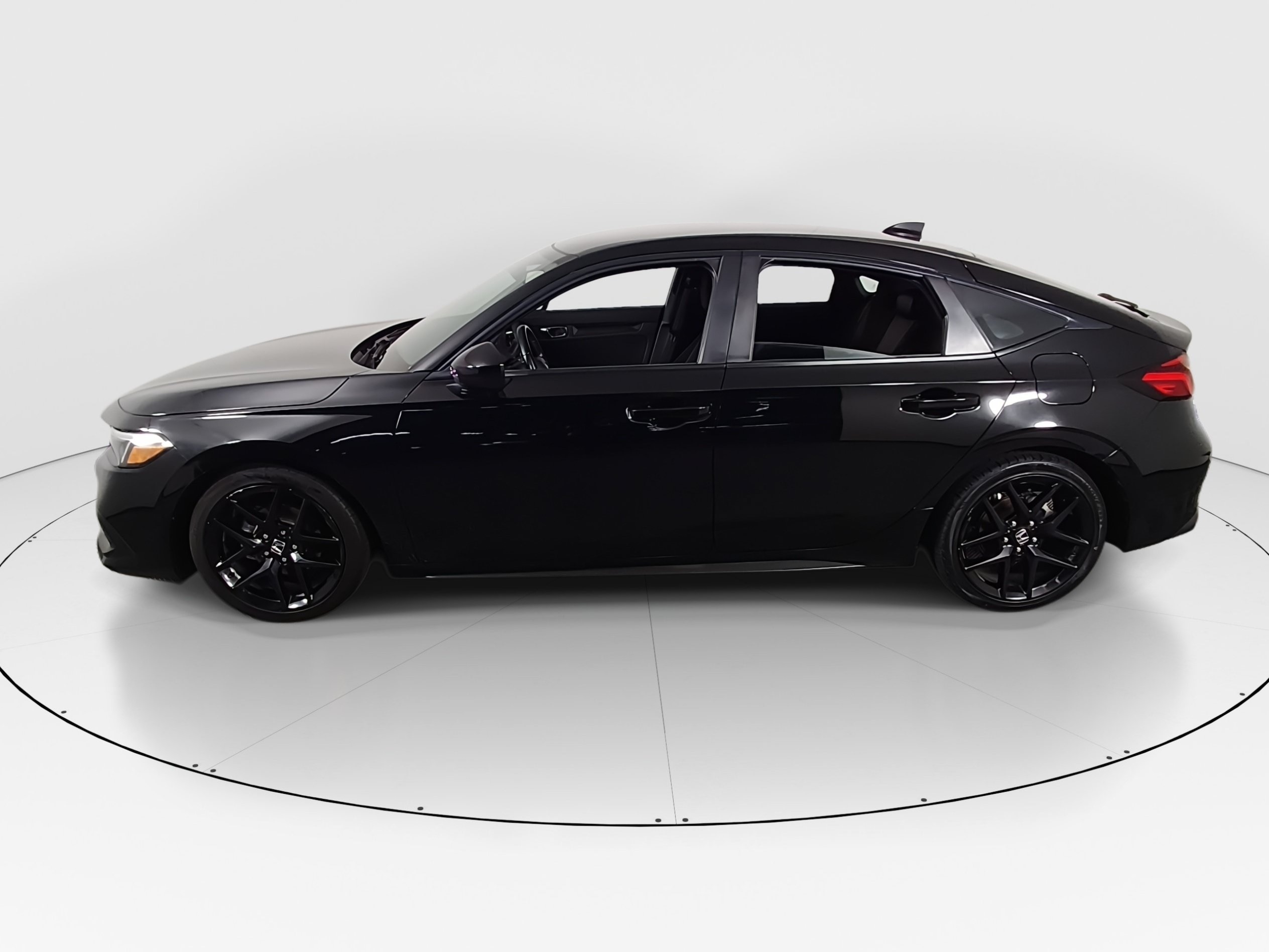 2024 Honda Civic Hatchback Sport - Photo 4
