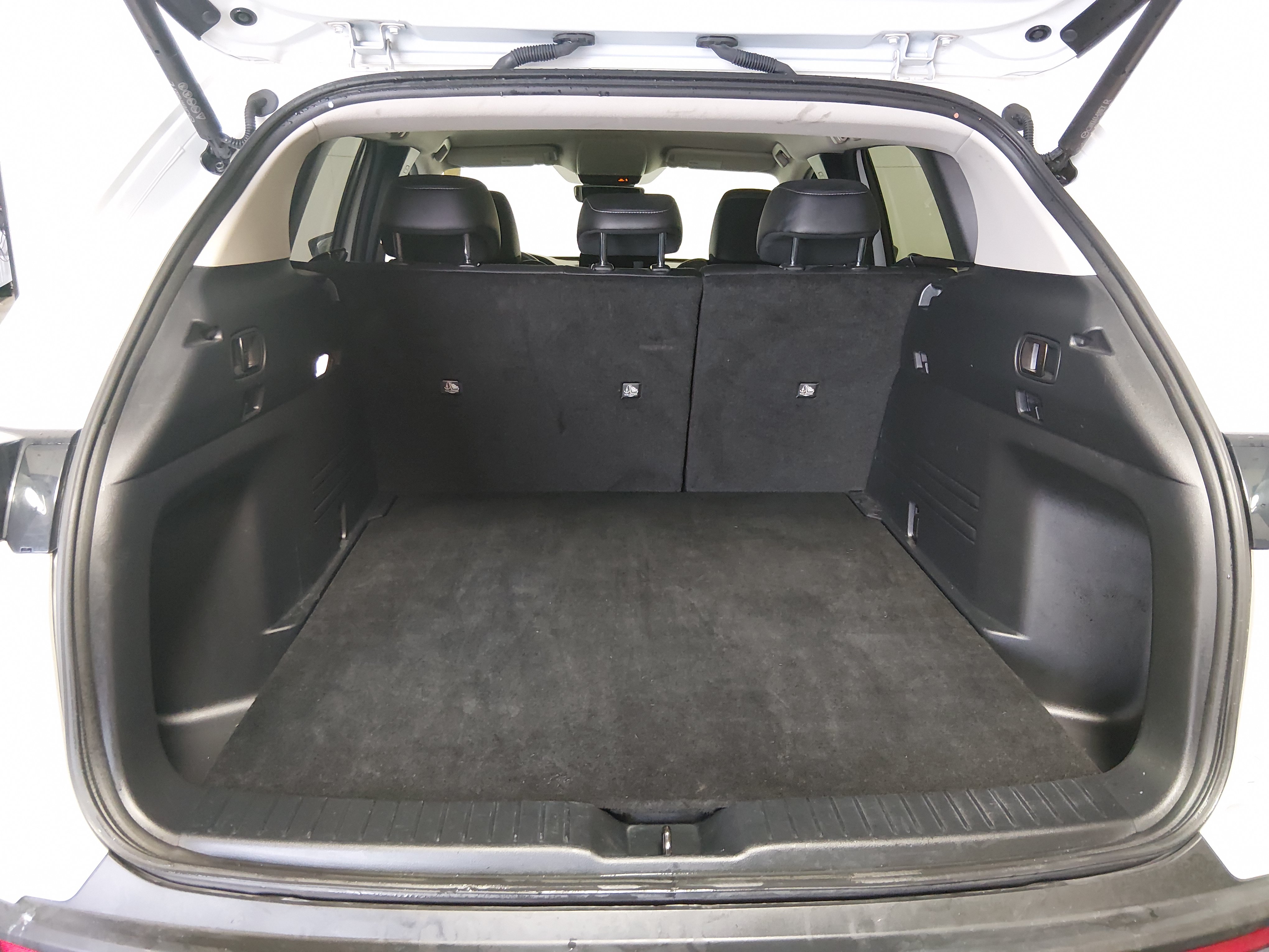 2025 Mazda CX-50 Preferred - Photo 11