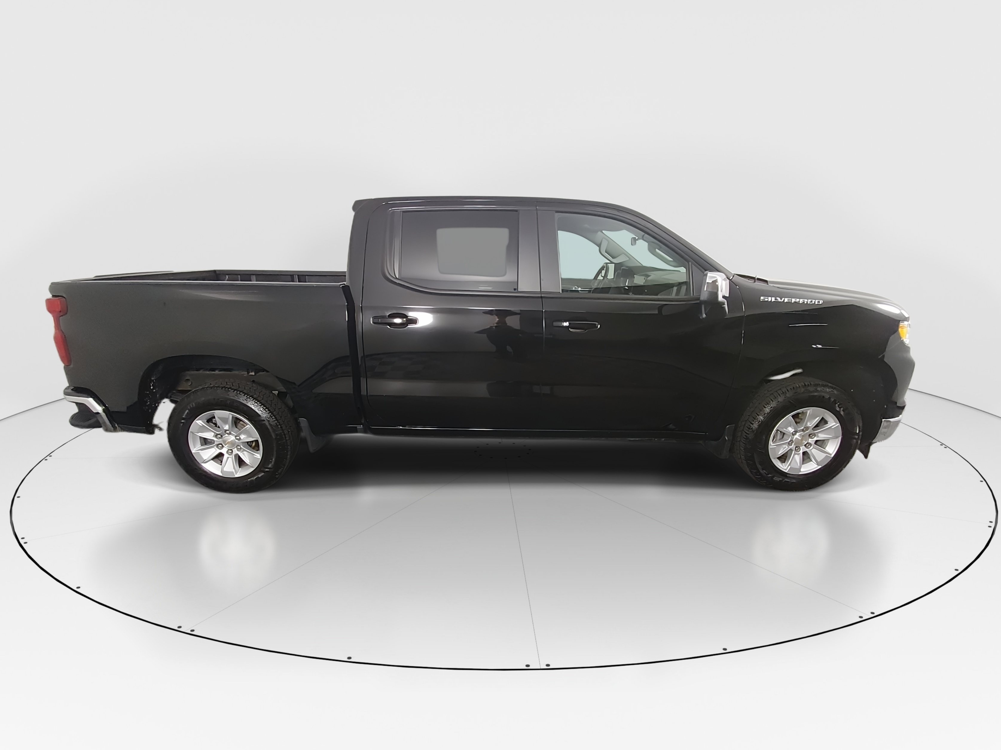 2025 Chevrolet Silverado 1500 LT - Photo 8