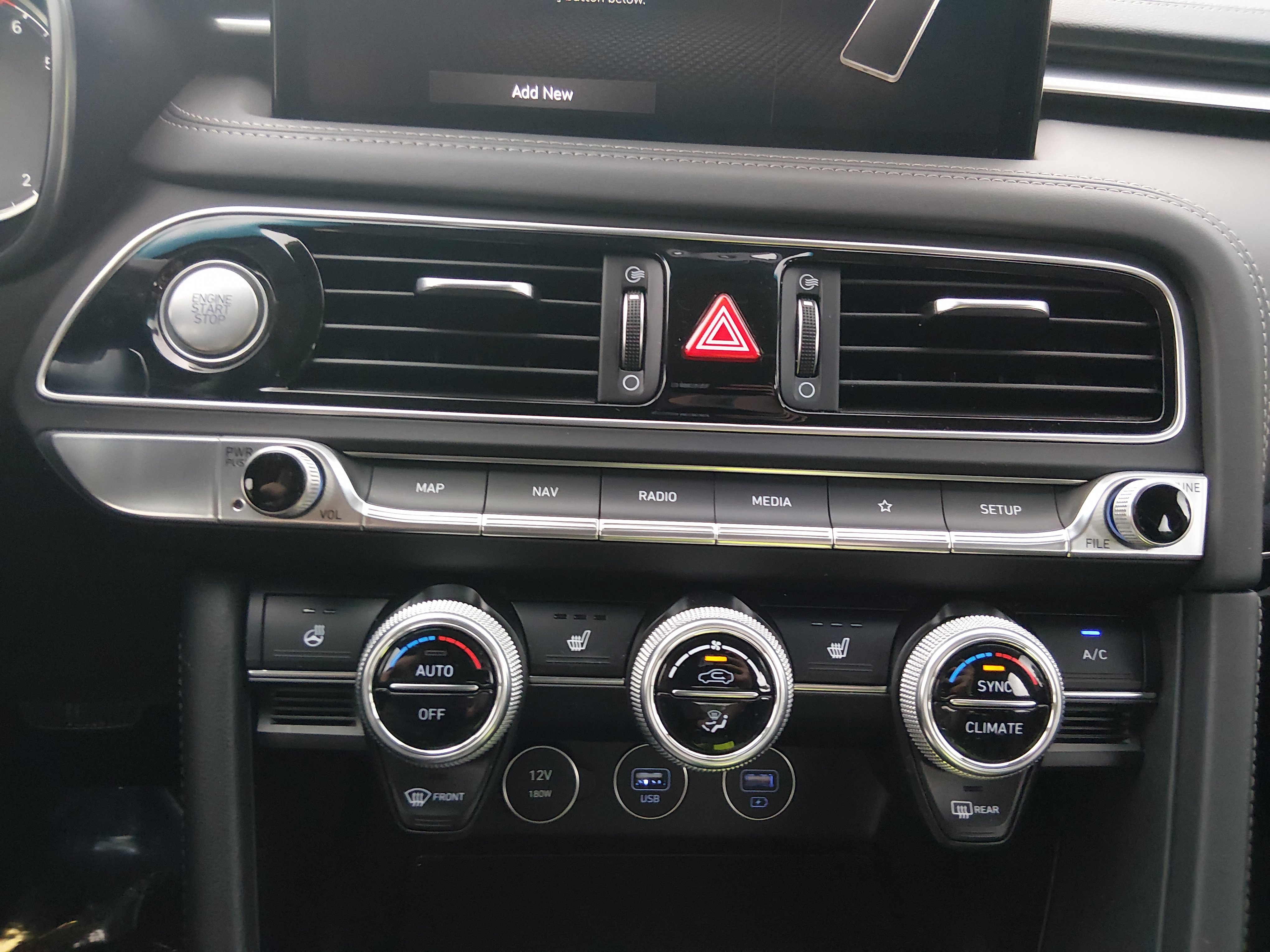 2023 GENESIS G70 Standard - Photo 13