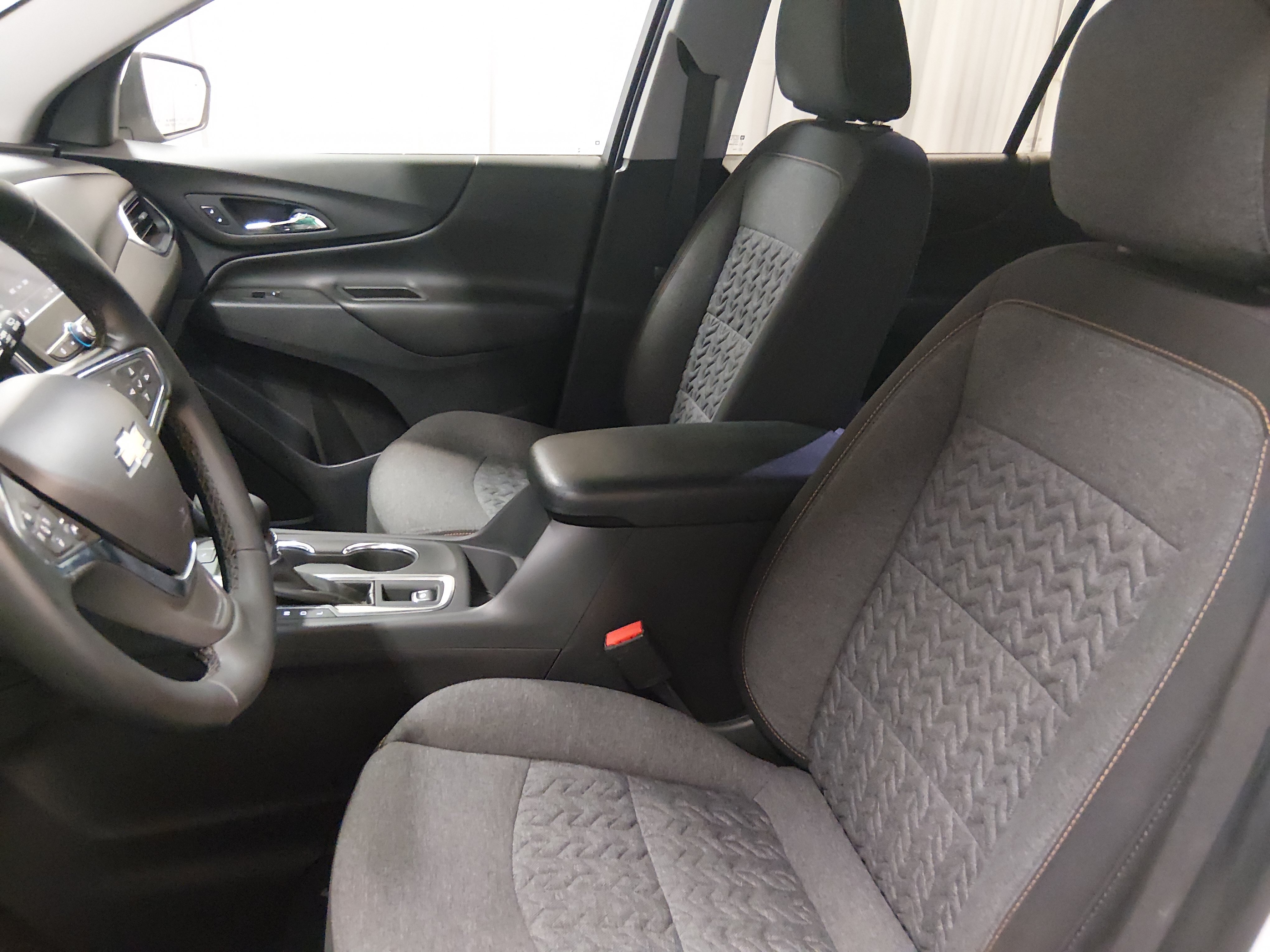 2024 Chevrolet Equinox LT - Photo 23