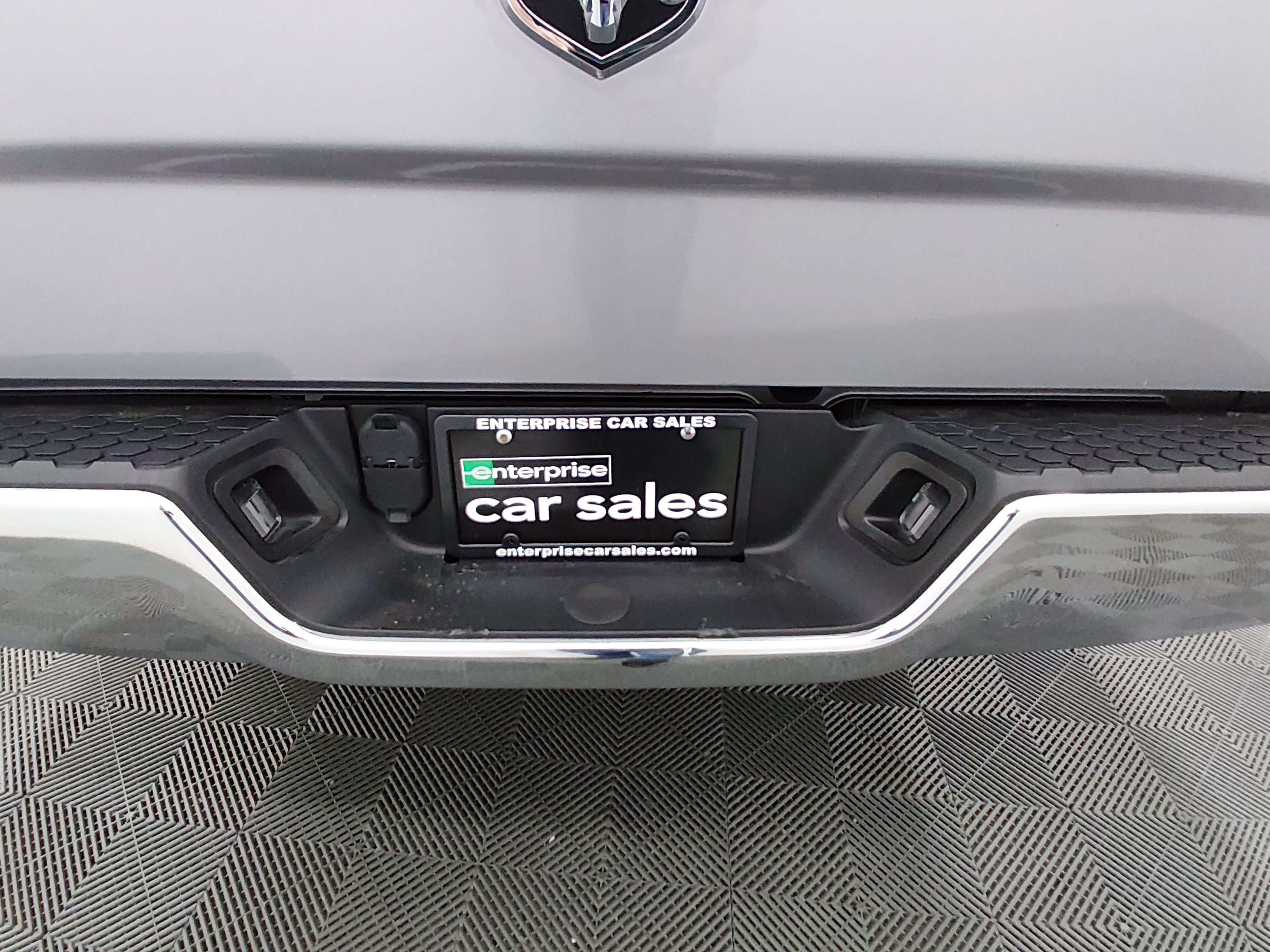 2024 RAM Ram 1500 Classic SLT - Photo 16