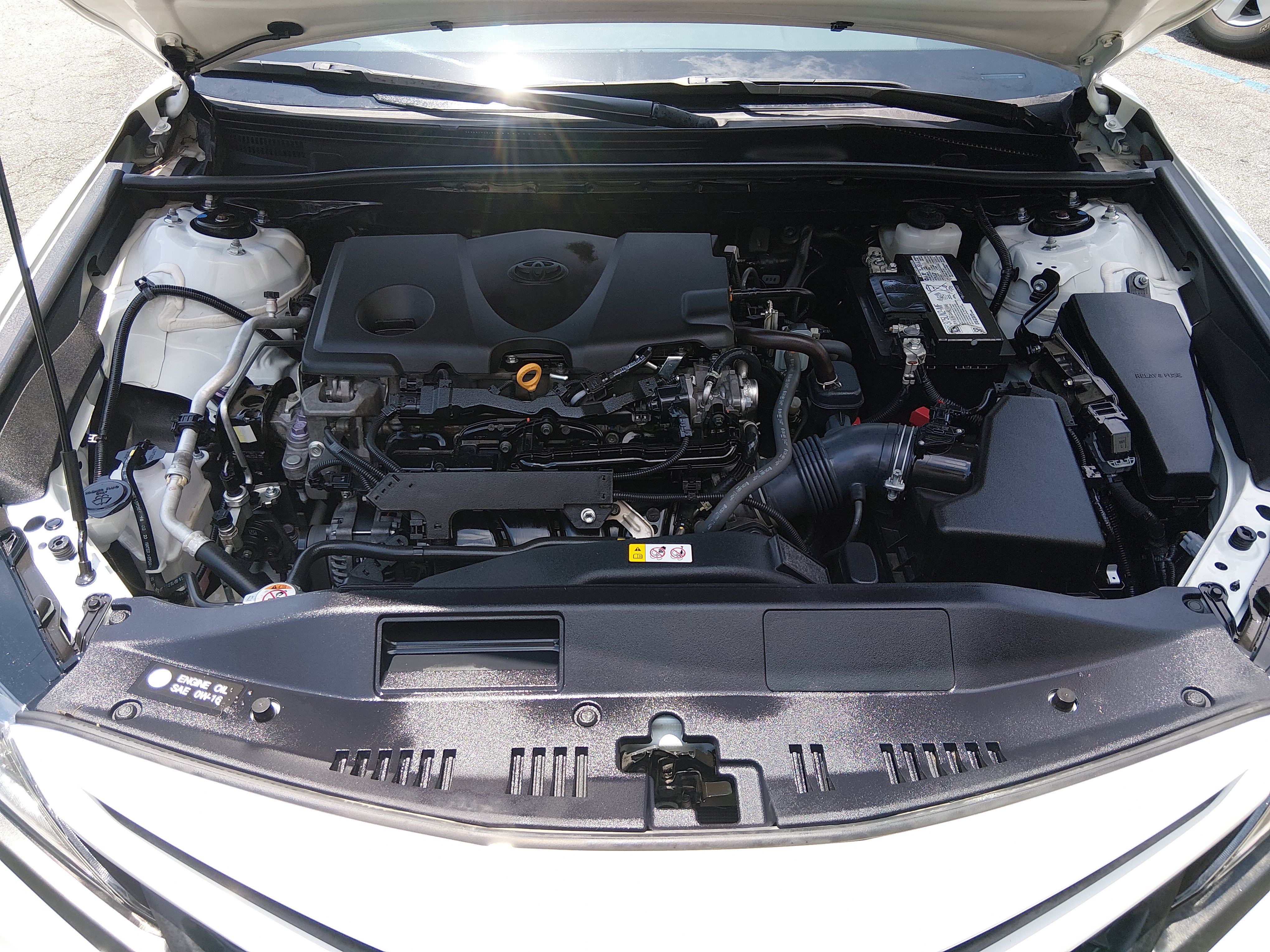 2024 Toyota Camry SE - Photo 9