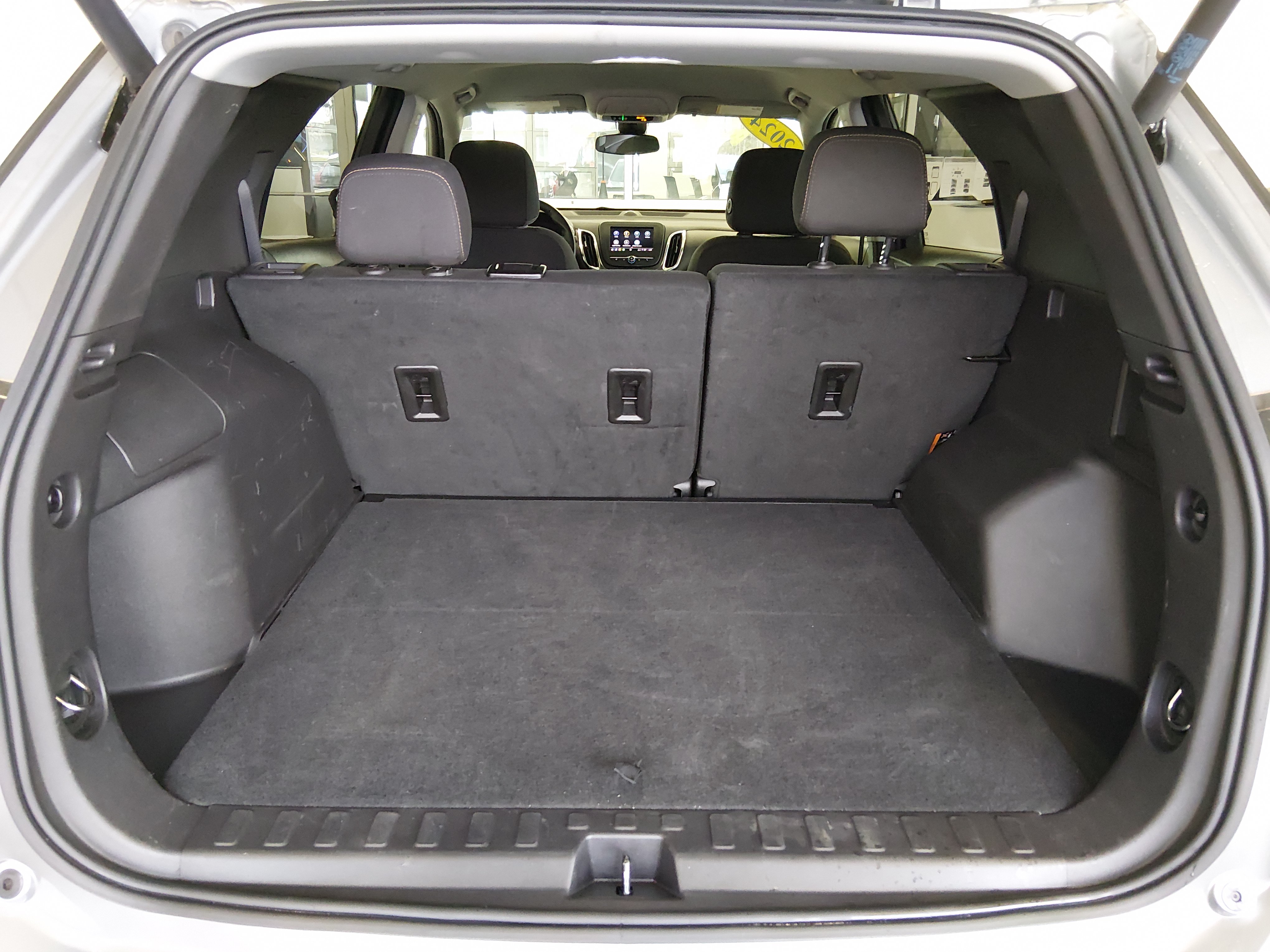 2024 Chevrolet Equinox LT - Photo 11