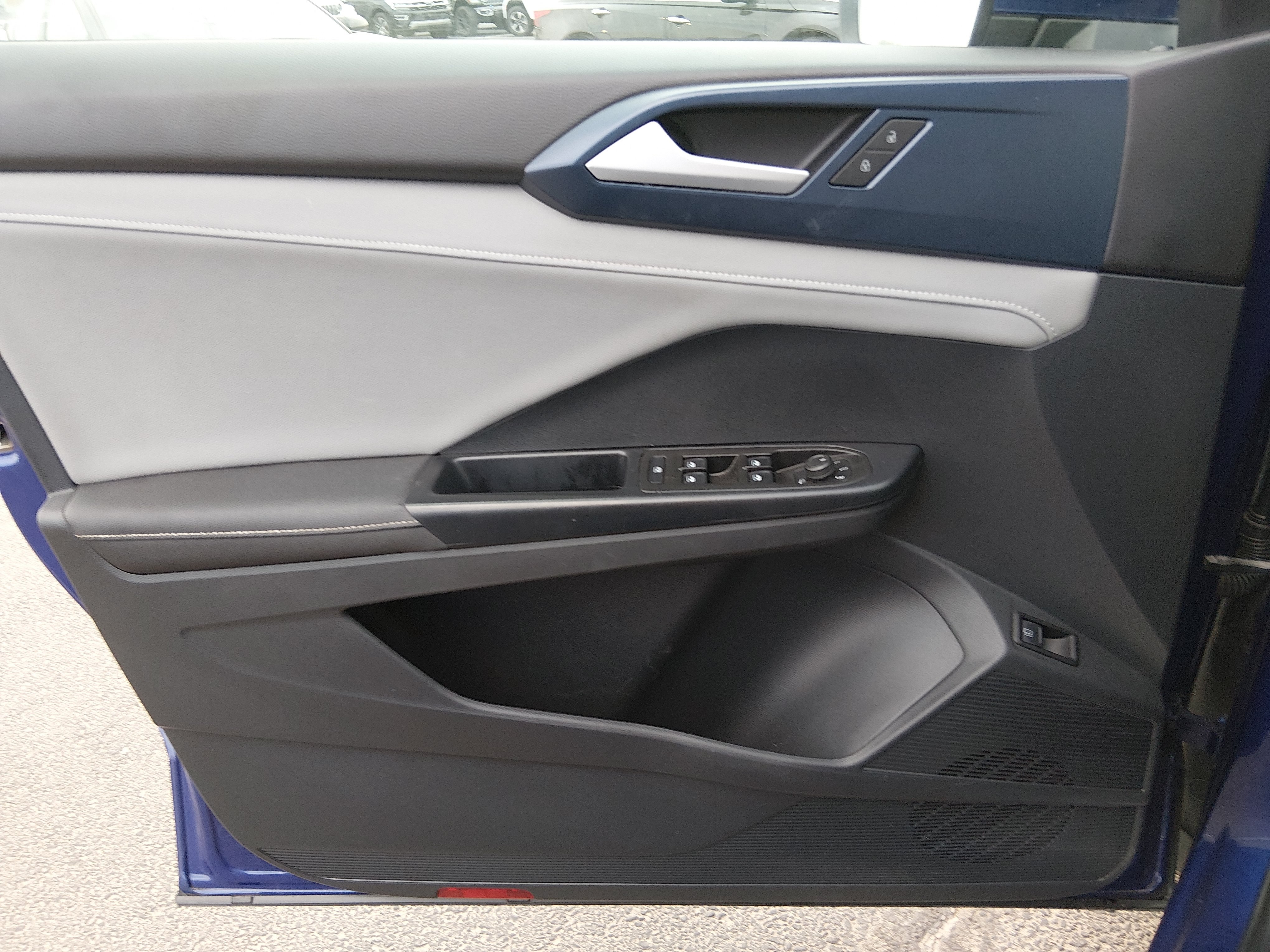2024 Volkswagen Taos SE - Photo 21